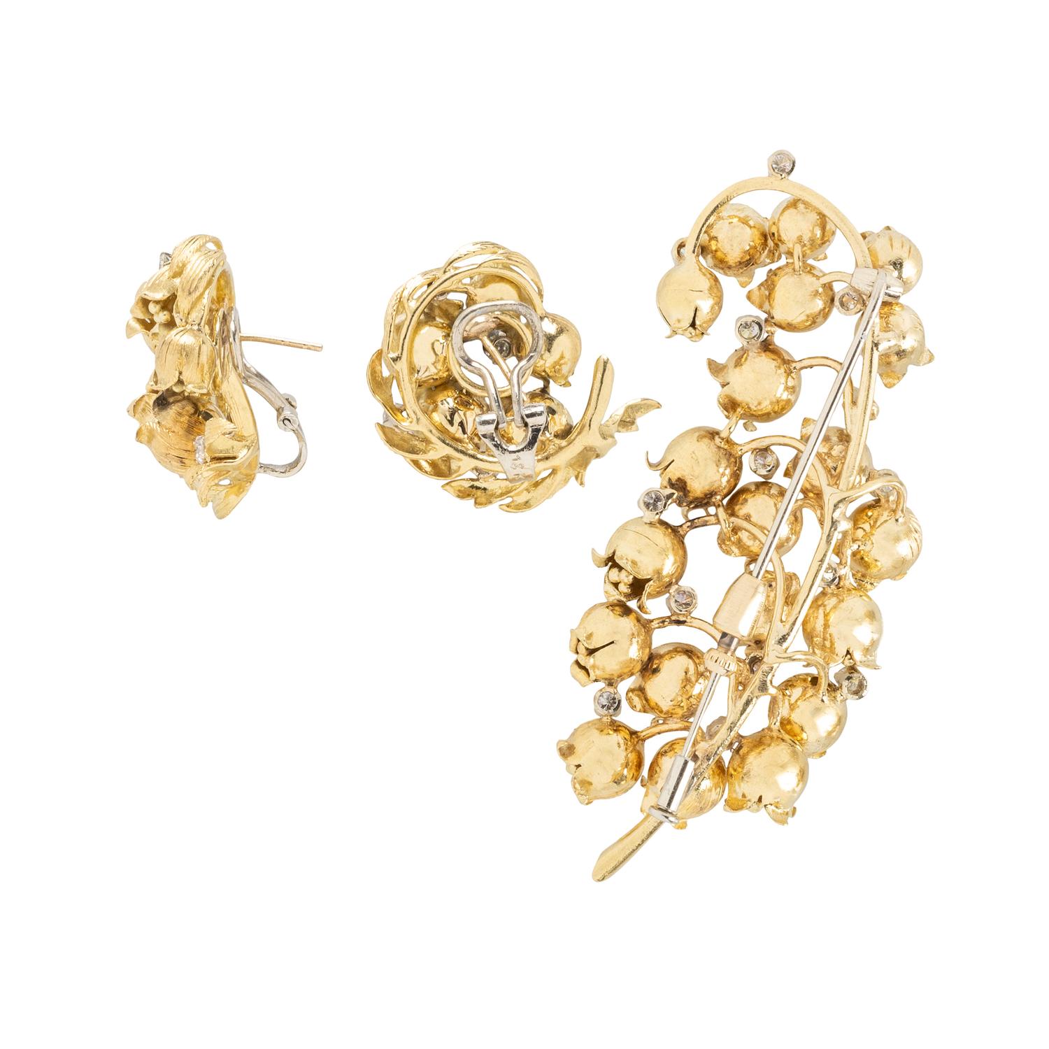 YELLOW GOLD AND DIAMOND LILY OF THE VALLEY BROOCH AND EARRINGS