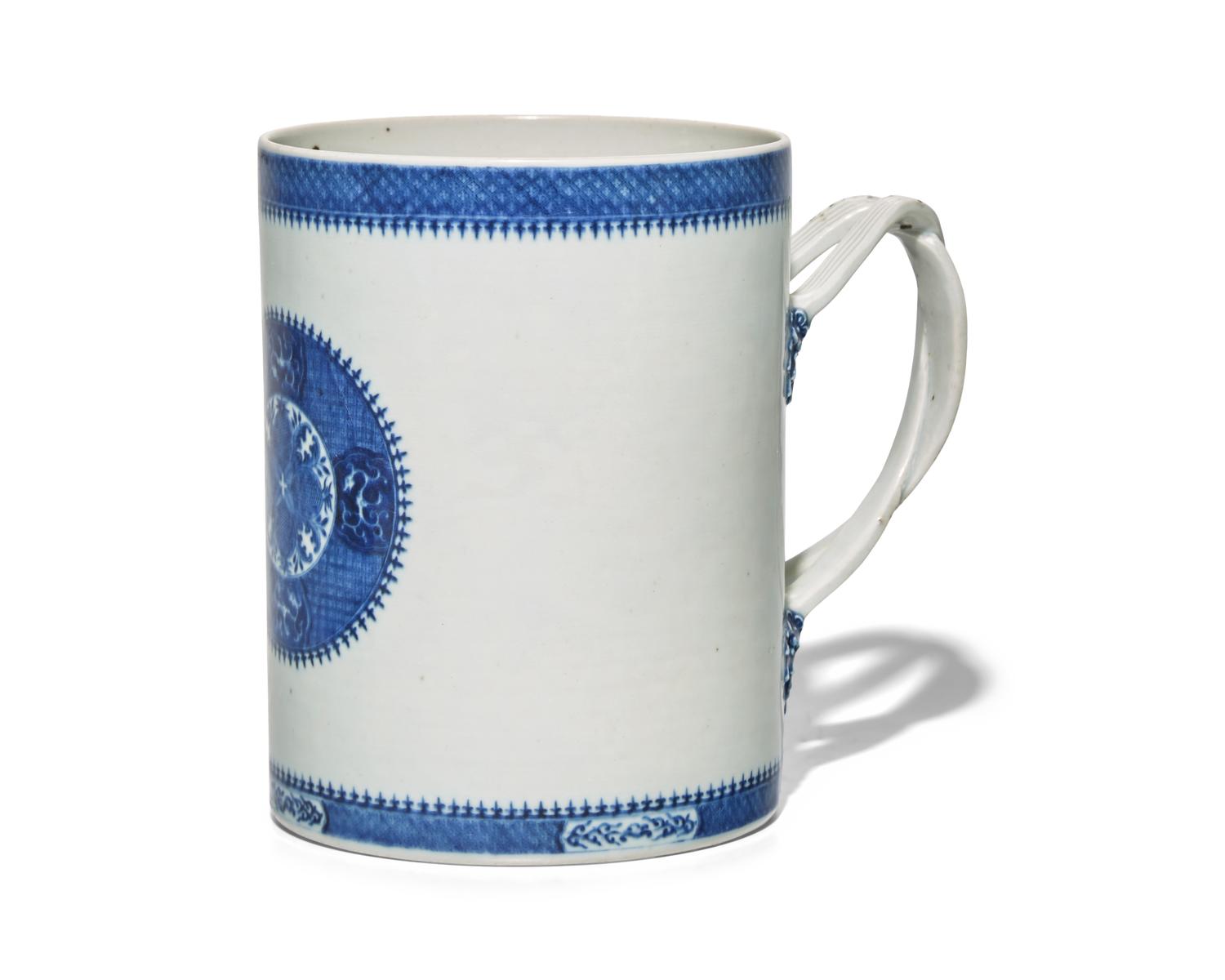 A Large Chinese Export Porcelain Blue Fitzhugh Tankard