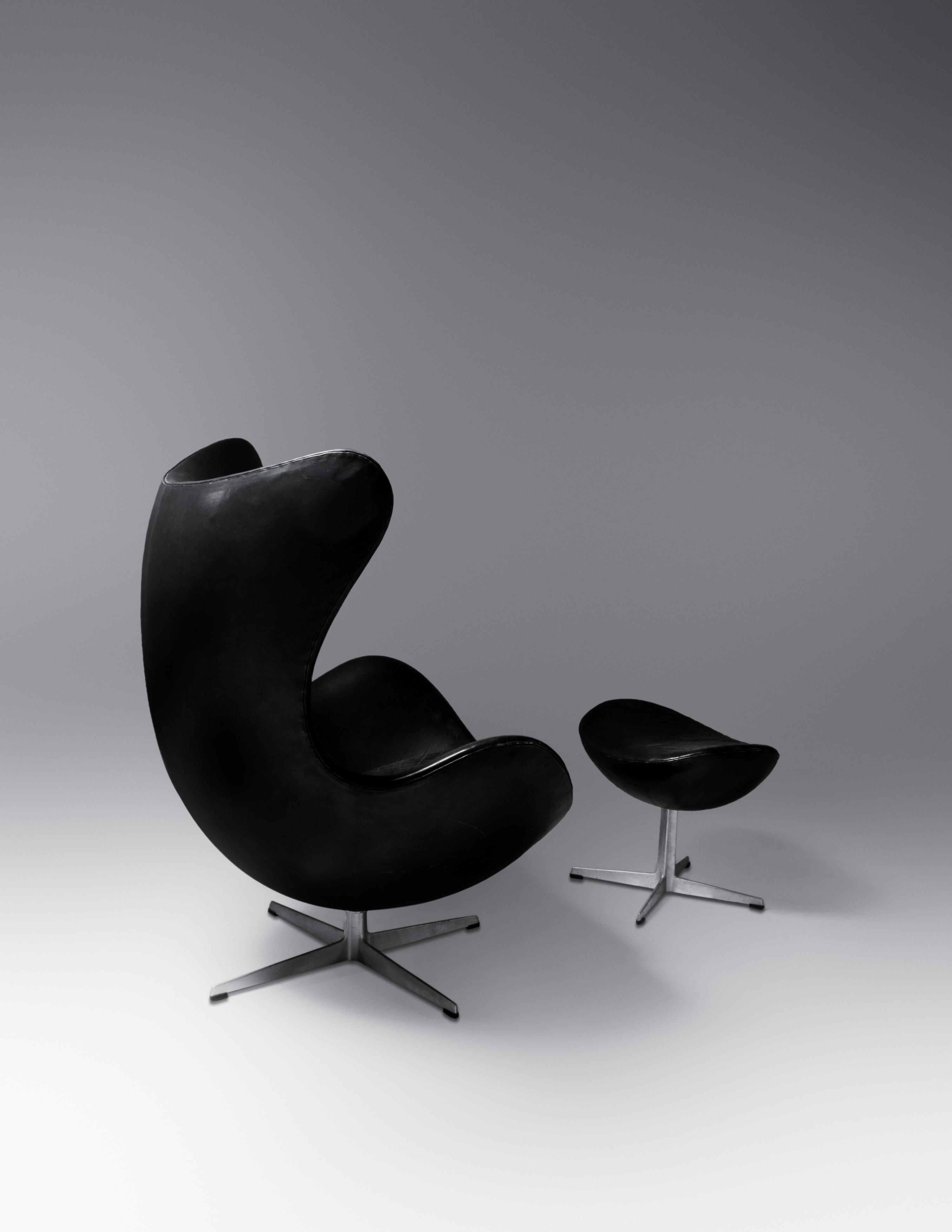 Egg Lounge Chair and Ottoman Fritz Hansen, Denmark