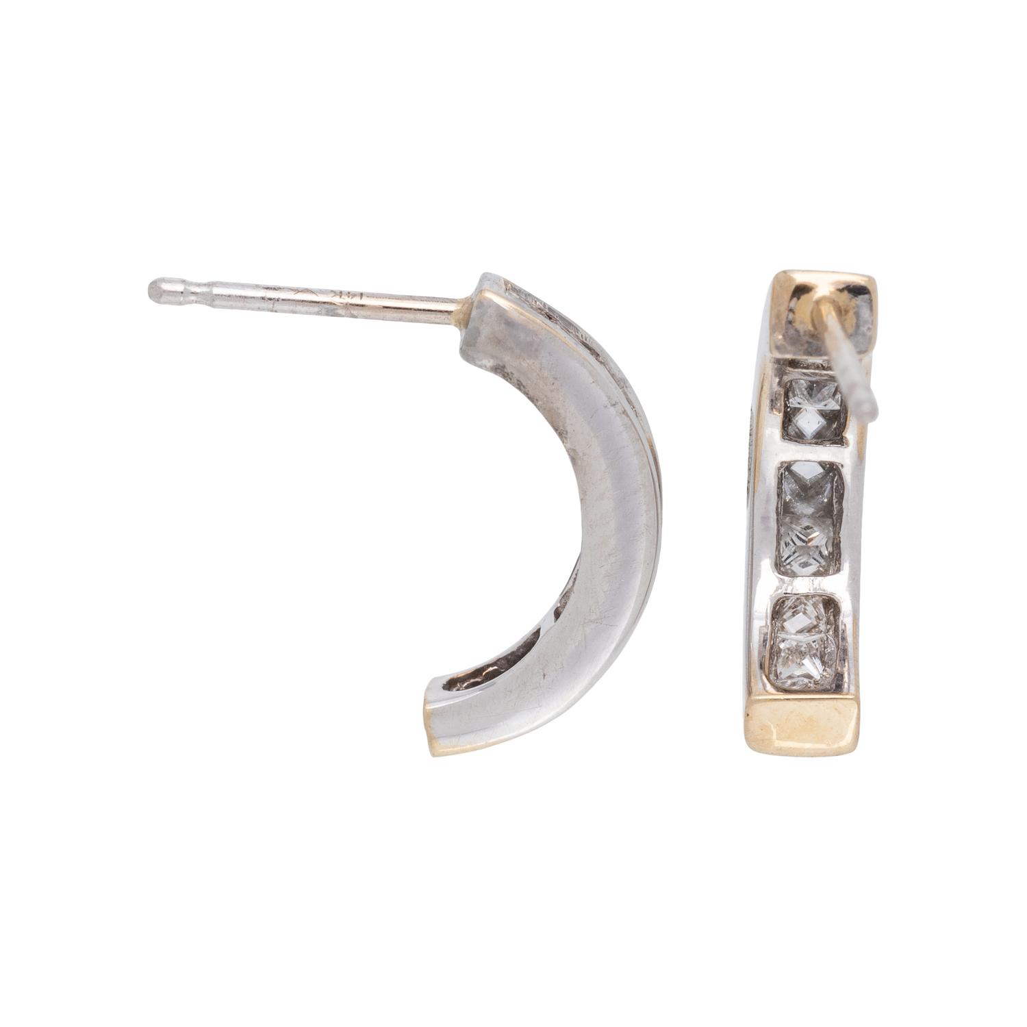 COLLECTION OF GOLD EARRINGS