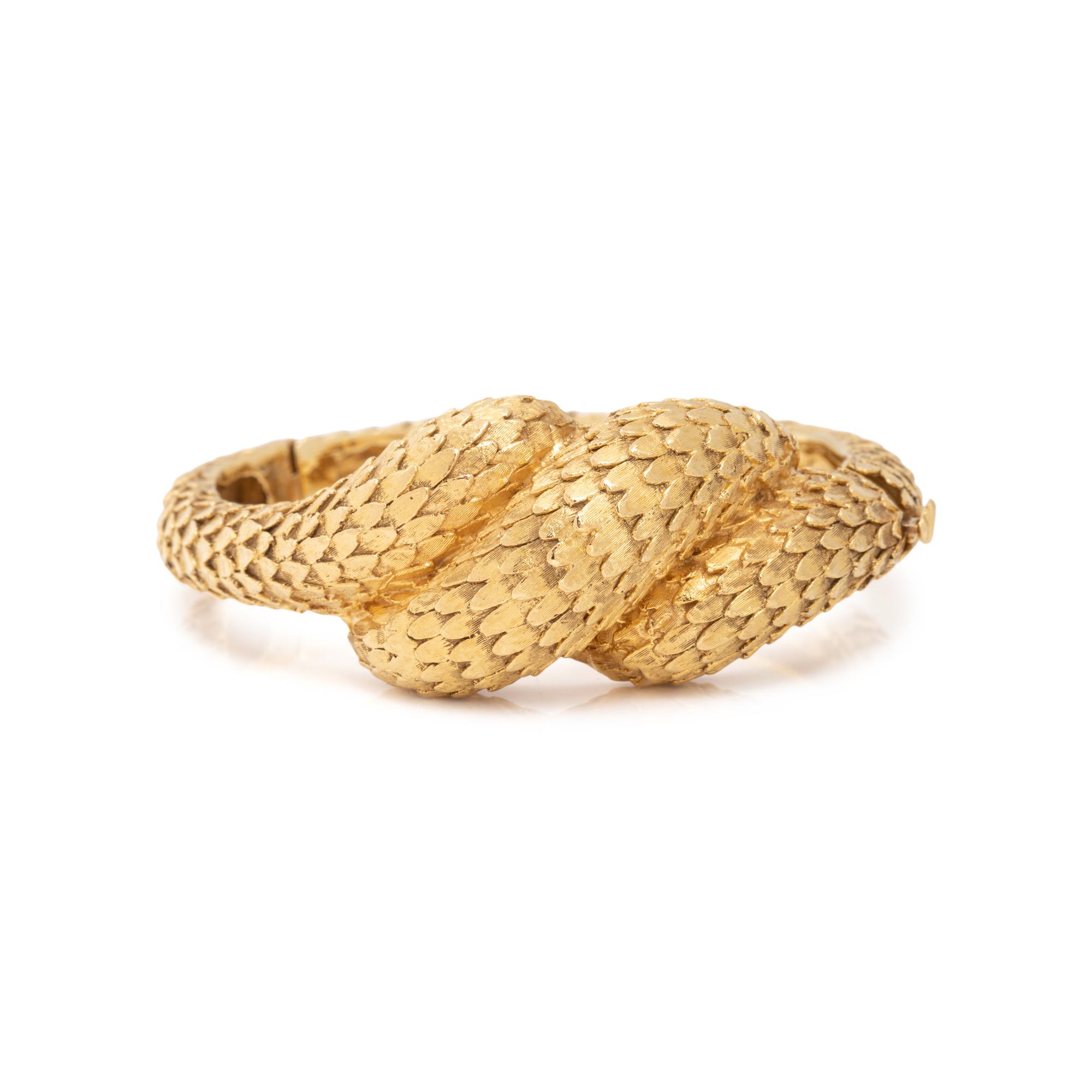 YELLOW GOLD BANGLE BRACELET
