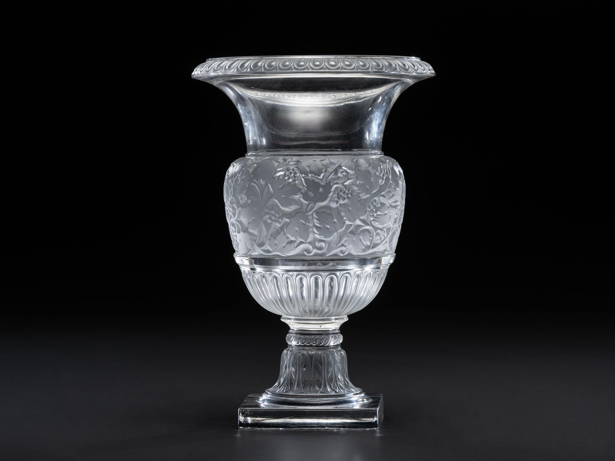 A Lalique Versailles Vase