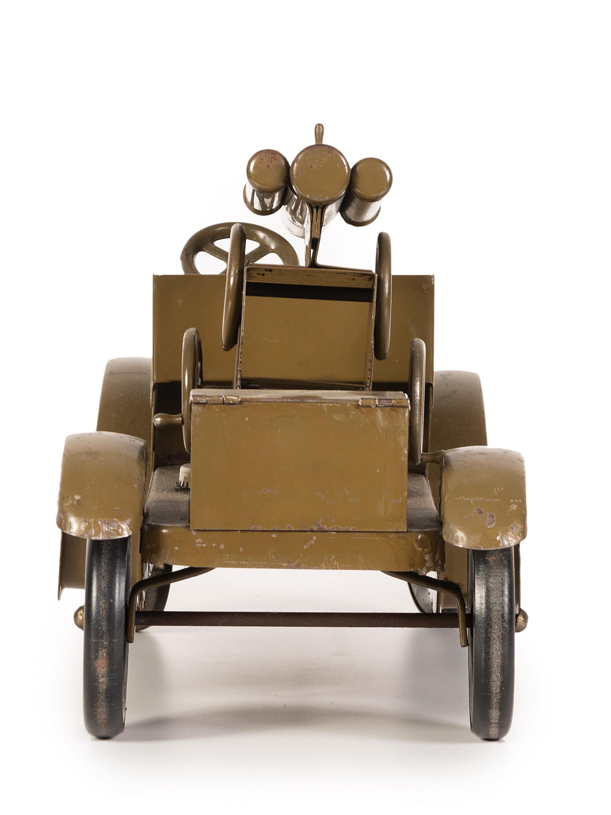 A Sonny Pressed Steel Anti-Aircraft Truck