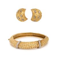 COLLECTION OF YELLOW GOLD AND DIAMOND JEWELRY