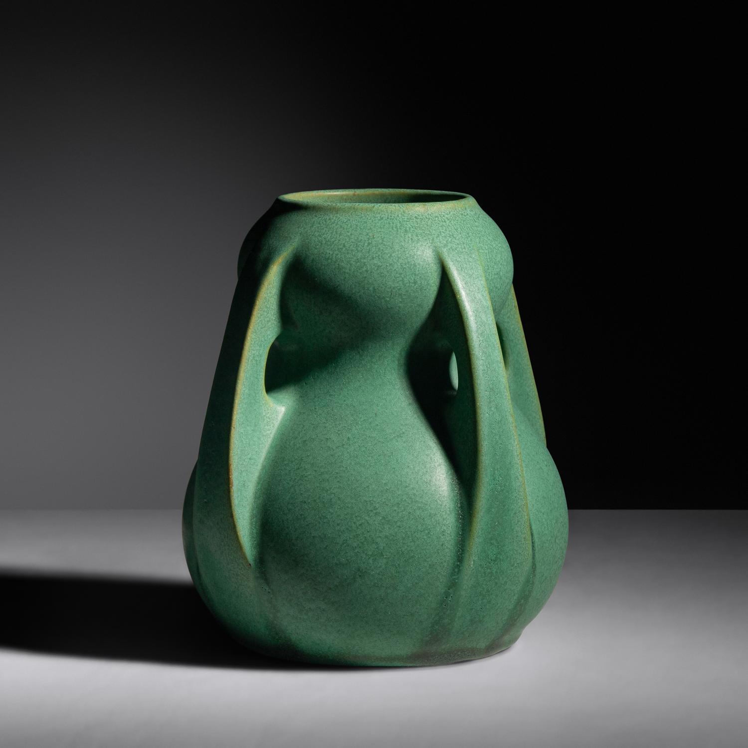 Vase, model 287, c. 1904 Teco, USA