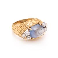SAPPHIRE AND DIAMOND RING