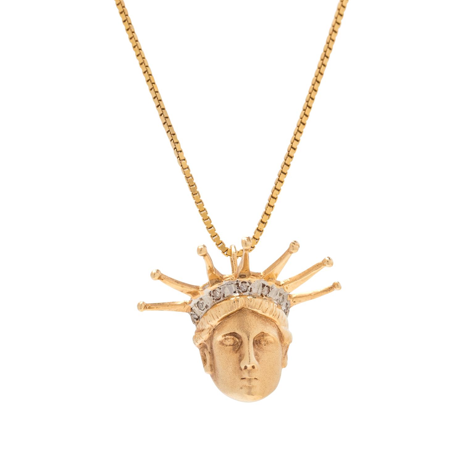 YELLOW GOLD AND DIAMOND STATUE OF LIBERTY PENDANT/NECKLACE