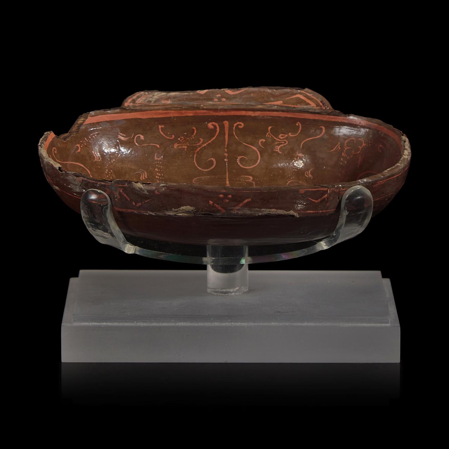 A Chinese Lacquered Wood Ear Cup, Er Bei, Han Dynasty — 漢 勾雲紋漆耳杯