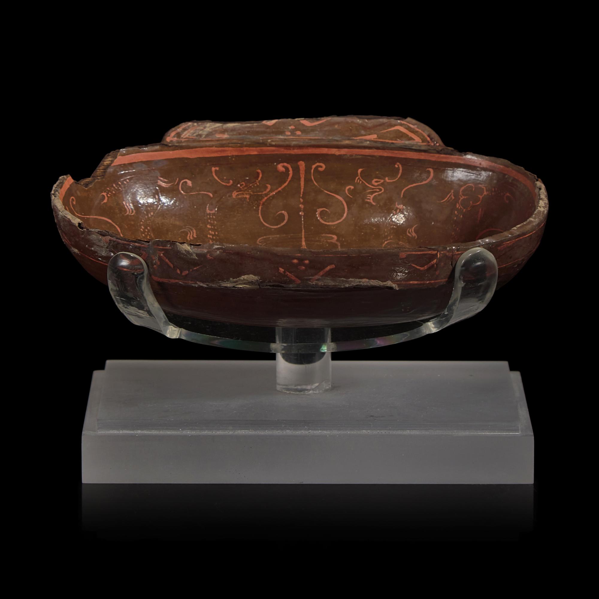 A Chinese Lacquered Wood Ear Cup, Er Bei, Han Dynasty — 漢 勾雲紋漆耳杯