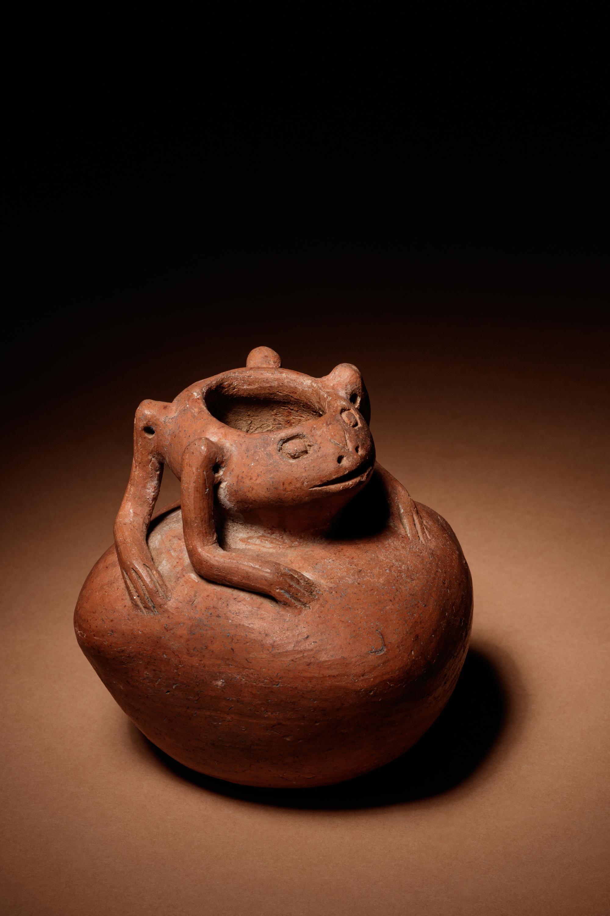 A Nariño Terracotta Frog Vessel
