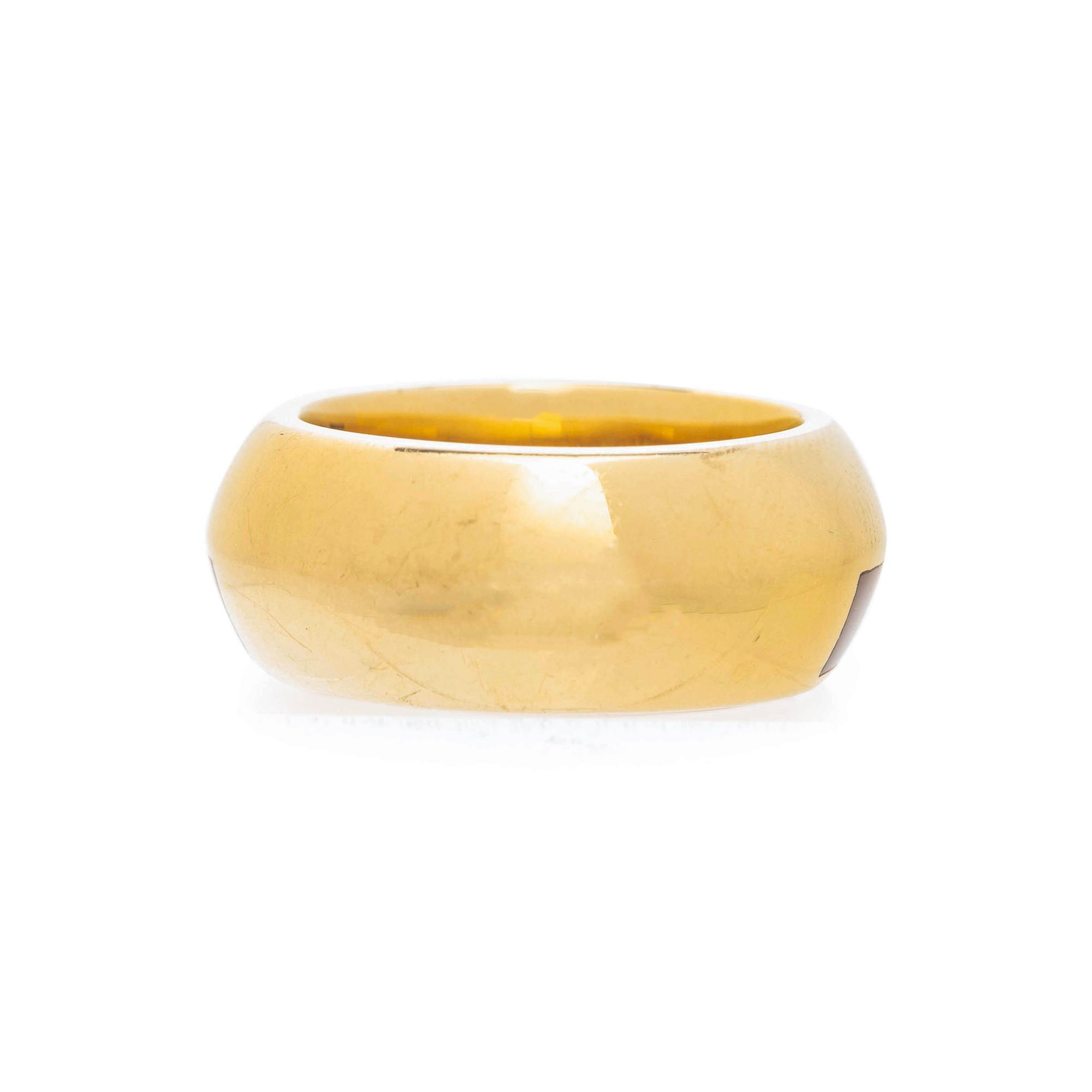 MAUBOUSSIN, YELLOW GOLD AND MOTHER-OF-PEARL RING