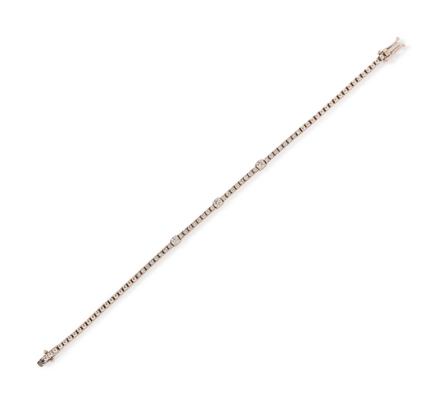 An 18 Karat White Gold and Diamond Bracelet,