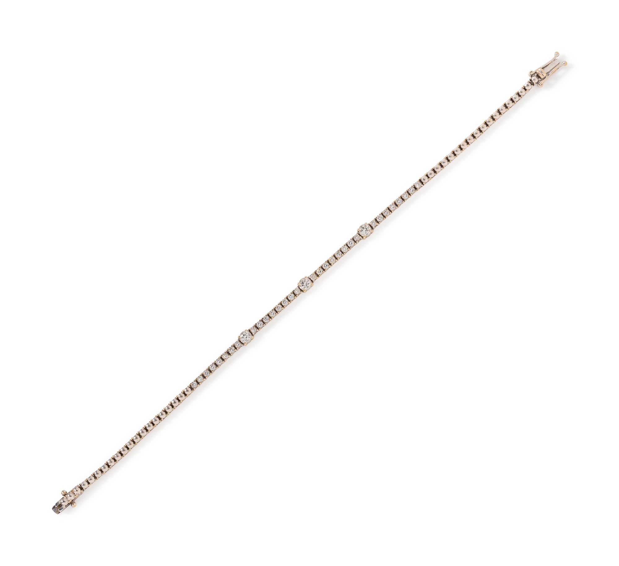 An 18 Karat White Gold and Diamond Bracelet,