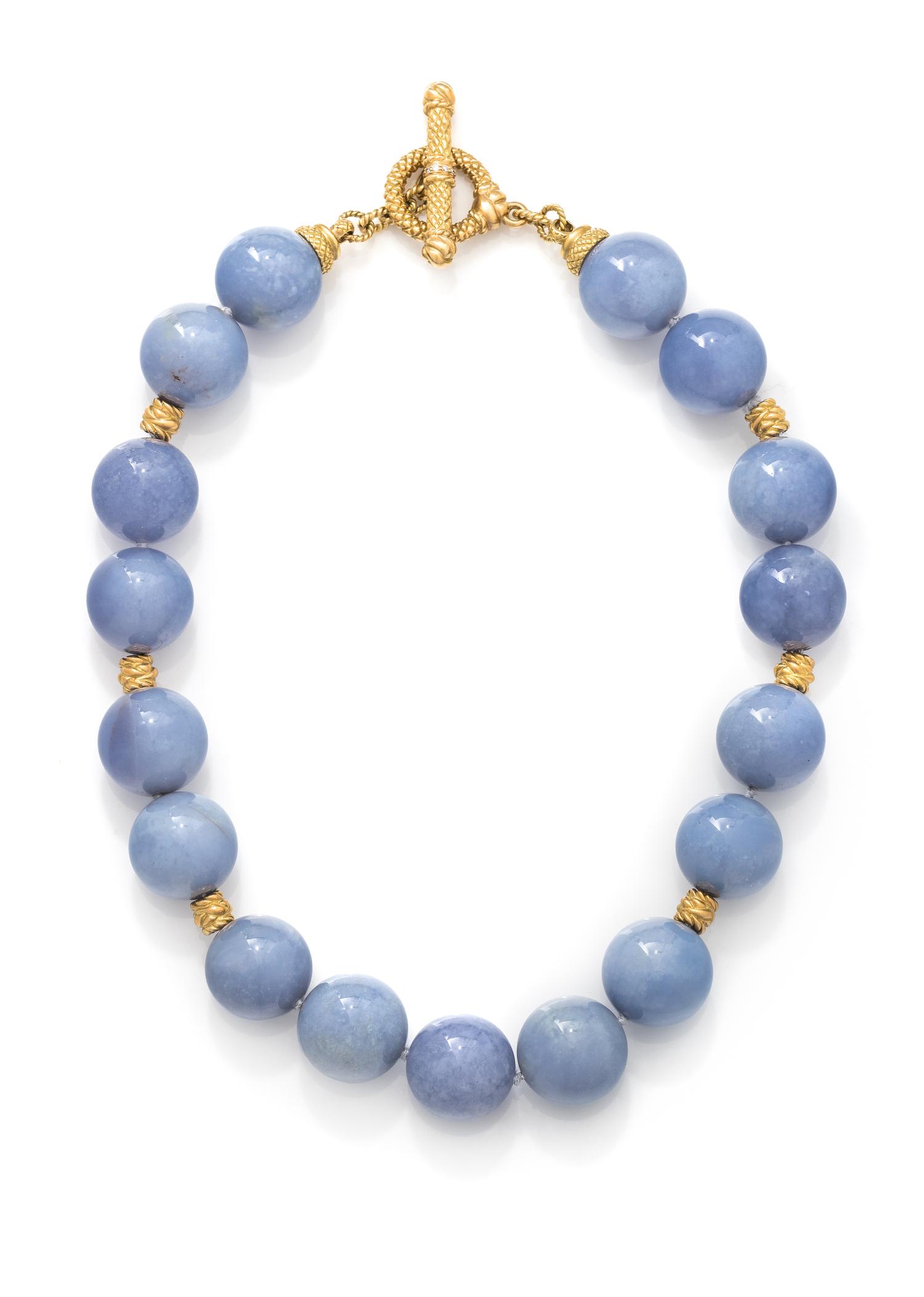 YELLOW GOLD AND BLUE CHALCEDONY NECKLACE