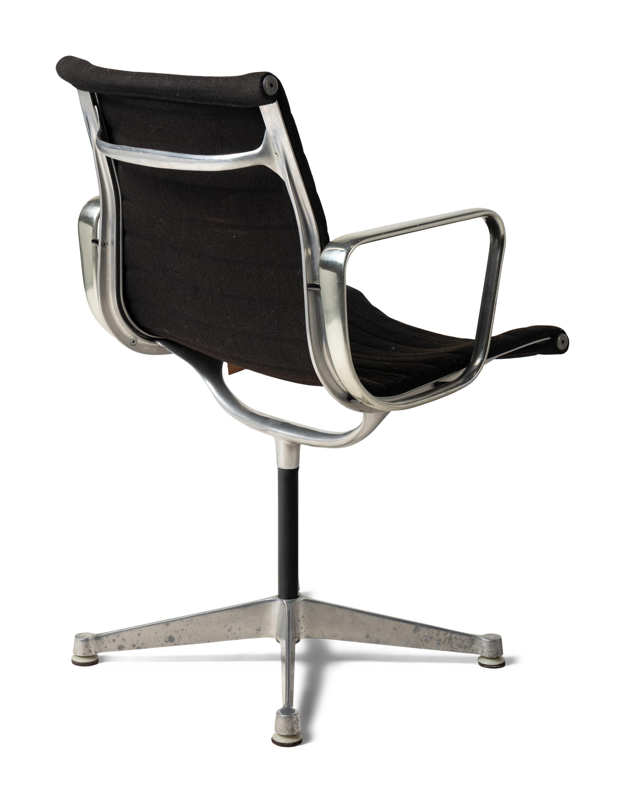 Aluminum Group Chair, Herman Miller