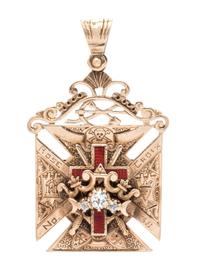 A Victorian Yellow Gold, Diamond and Polychrome Enamel Masonic Knights Templar Fob/Pendant, 11.40 dwts.