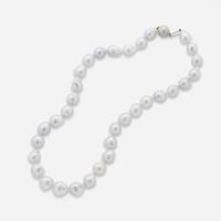 18K White Gold Baroque Pearl Necklace and Earrings