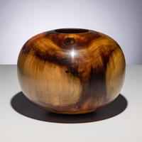Edward Moulthrop (American, 1916–2003) — Figured Tulipwood Vessel