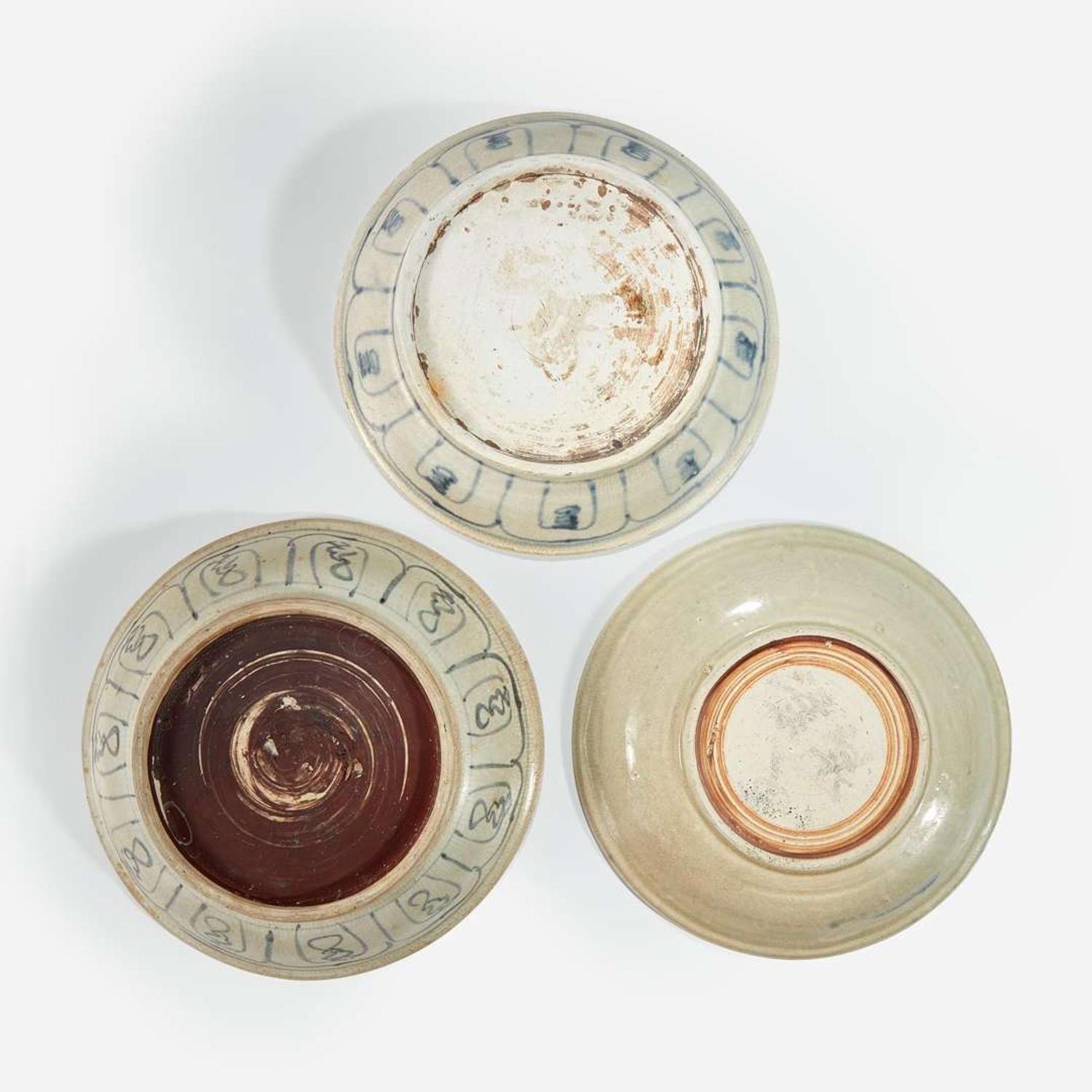 Three Vietnamese underglaze blue-decorated dishes Le dynasty 15th/16th century