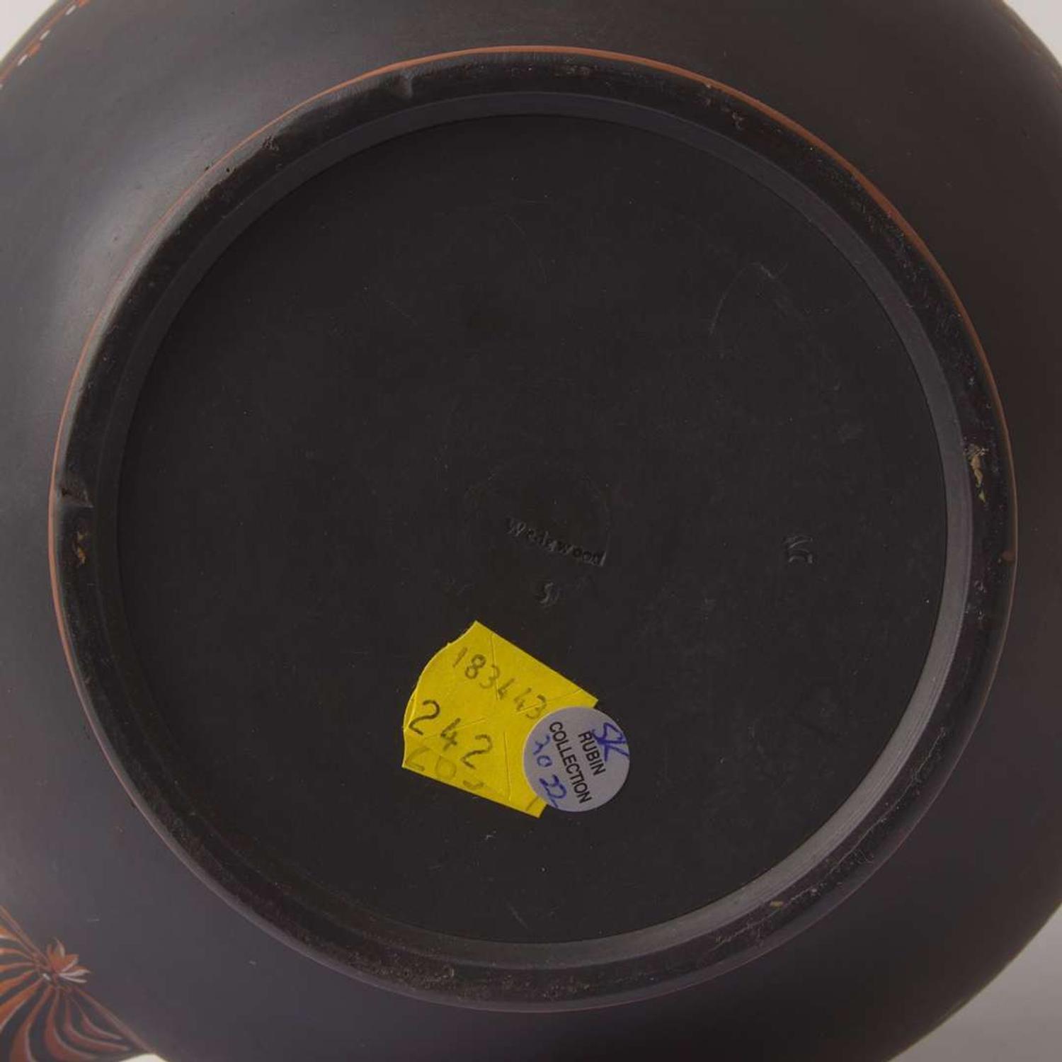 A Wedgwood An Encaustic-Decorated Black Baslates (Basalt) Rum Kettle UK, 1770s