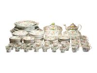 A Chinese Export Canton Famille Rose Porcelain Dinner Service