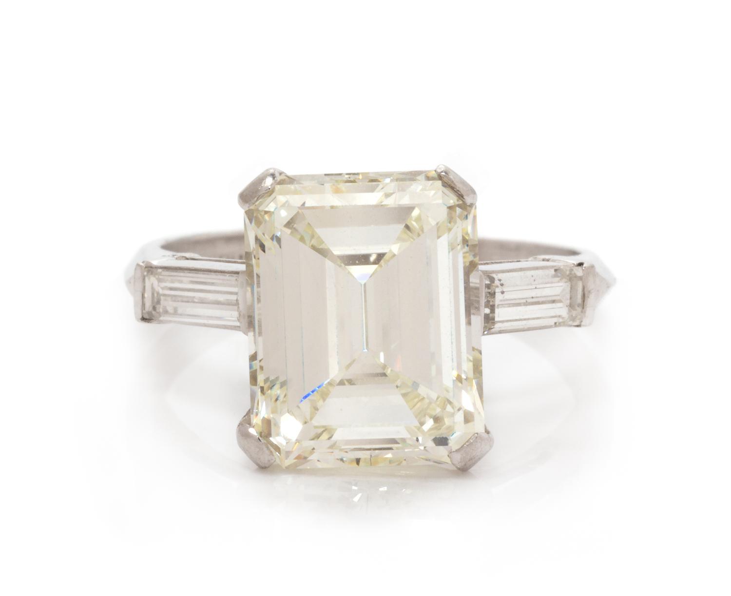 A Platinum and Diamond Ring, 3.50 dwts.