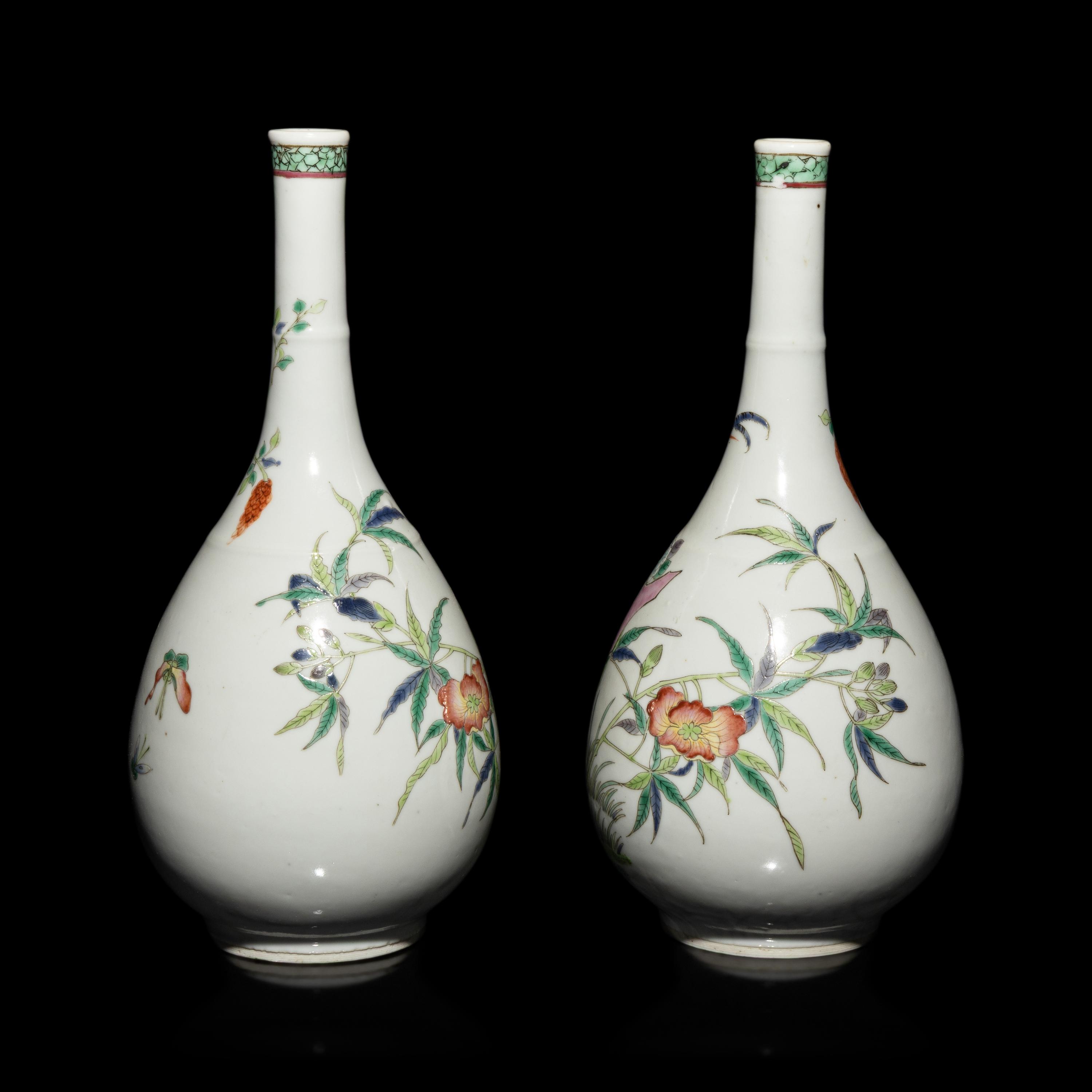 A Pair of Chinese Famille Rose Porcelain 'Peony and Bird' Bottle Vases, 20th Century — 近代 粉彩花鳥圖膽瓶一對