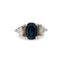 SAPPHIRE AND DIAMOND RING