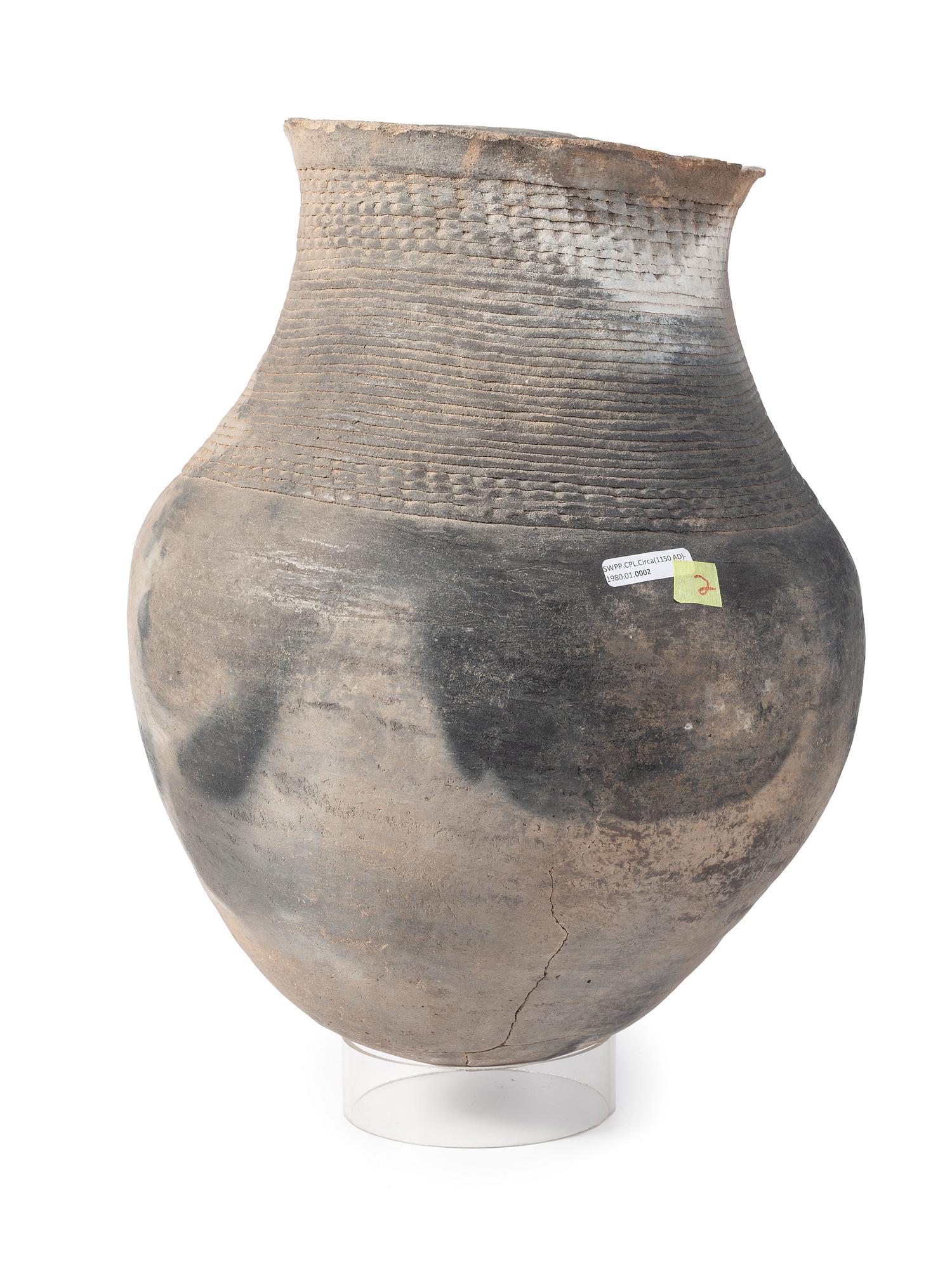 Ancestral Pueblo, Socorro Neck Banded Pottery Olla
