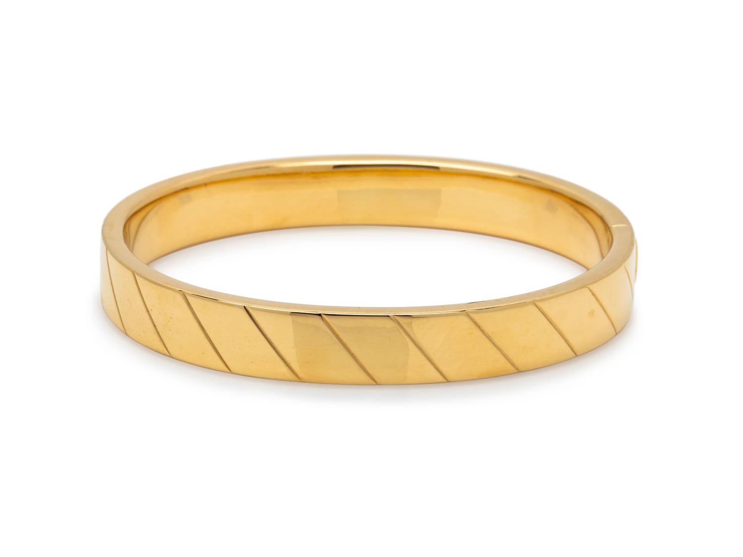 YELLOW GOLD BANGLE BRACELET