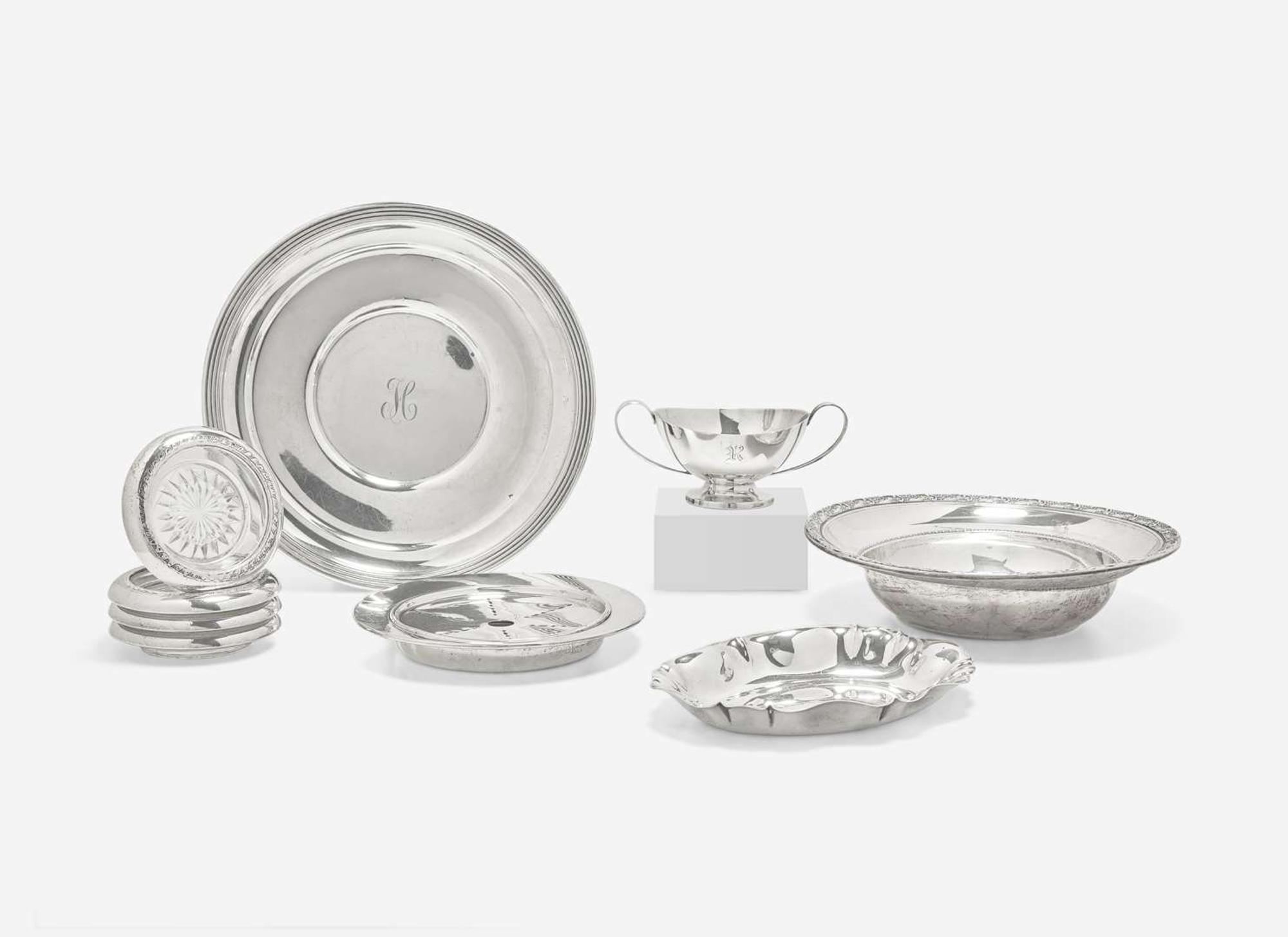 An assembled group of five sterling silver table items, various makers, 20th century