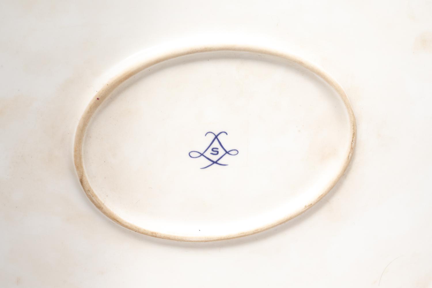 A Sèvres Style Porcelain Table Casket