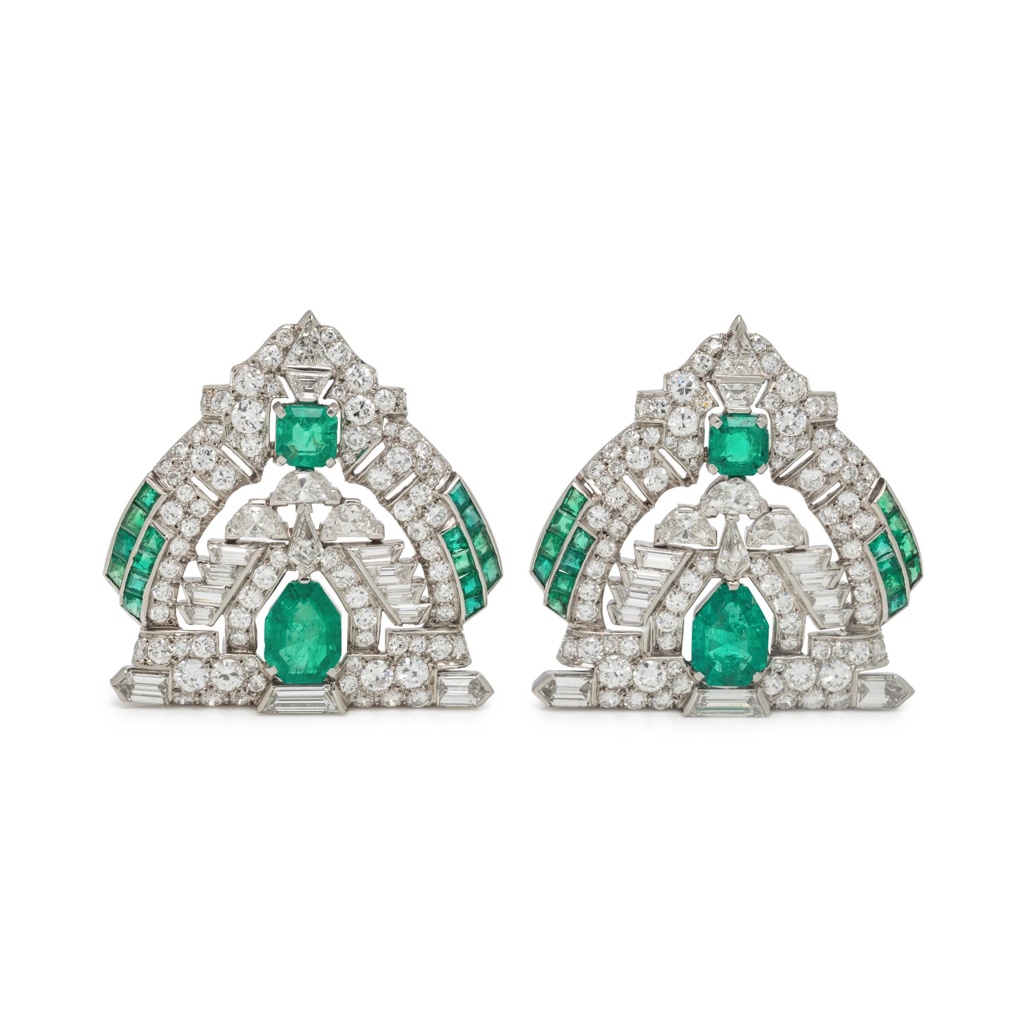 ART DECO, EMERALD AND DIAMOND DOUBLE CLIP BROOCH