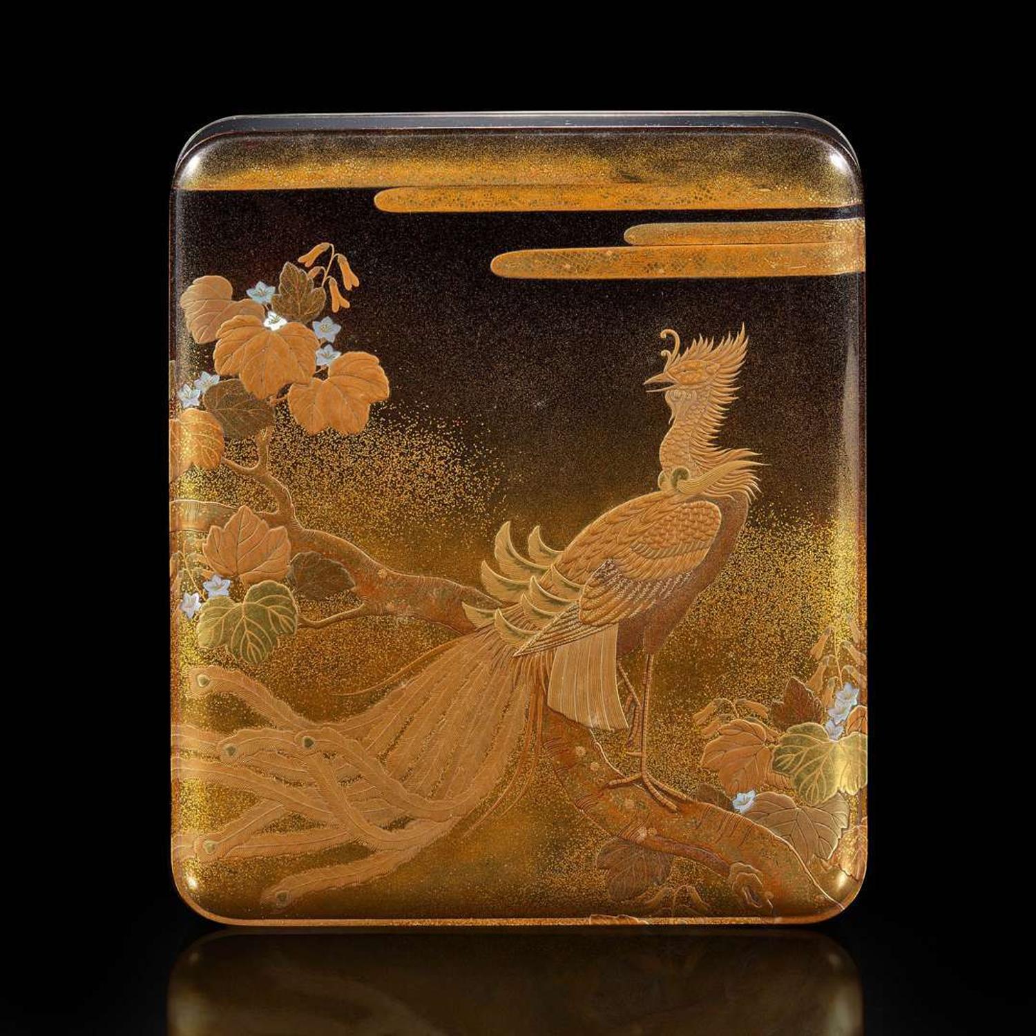 A Japanese inlaid lacquer "Ho-o and Kiri" writing box 日本时绘文具盒一件及包装木盒子