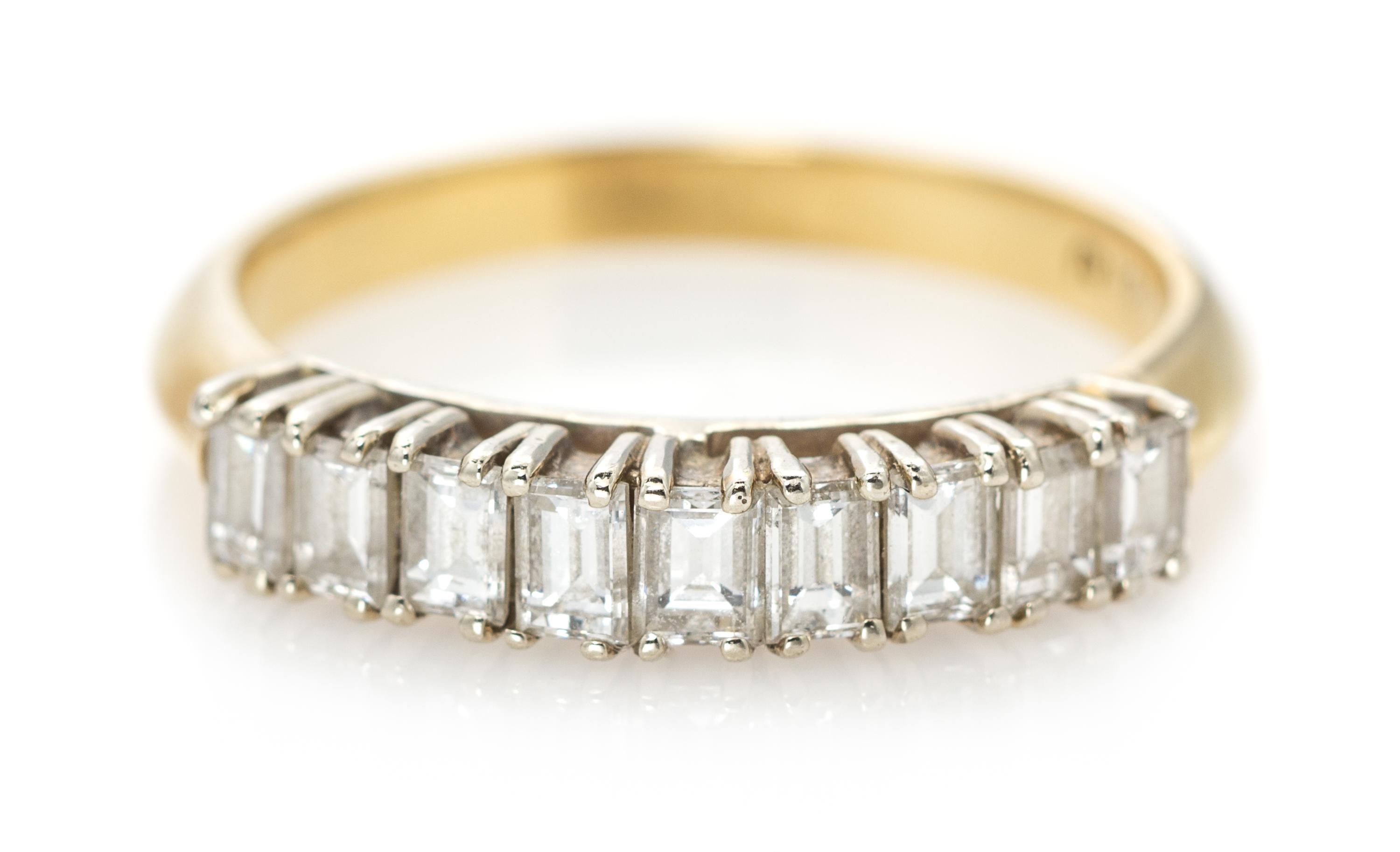 An 18 Karat Yellow Gold and Diamond Ring, 2.30 dwts.