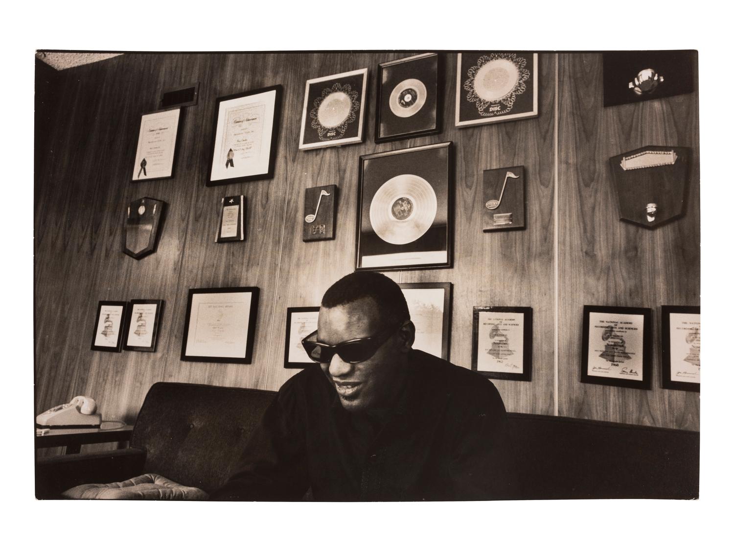[AFRICAN AMERICANA - MUSIC & ENTERTAINMENT]. RAY, Bill (1936-2020), photographer. Silver gelatin photograph of Ray Charles. Life Magazine , 3 May 1966.