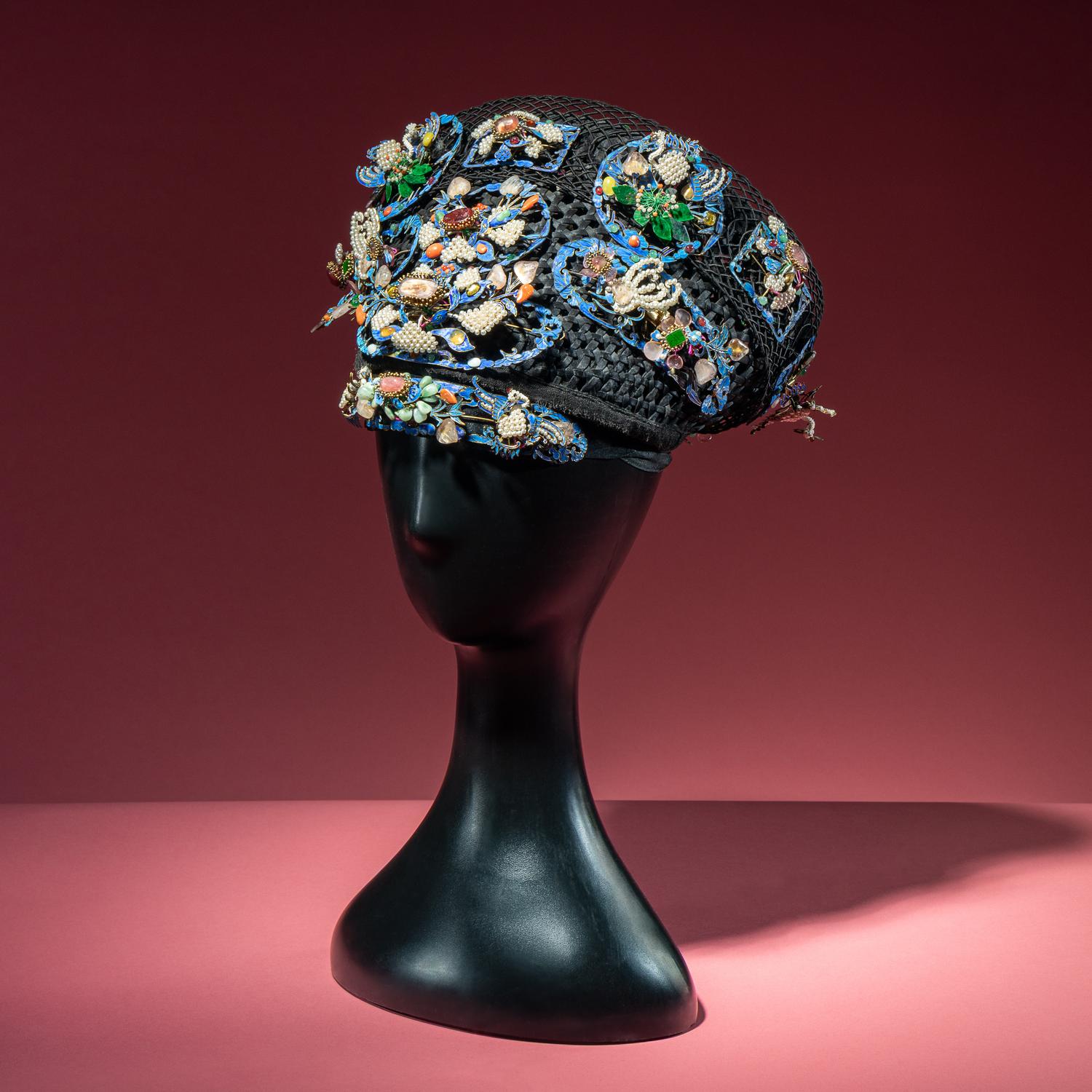 A Chinese Pearl, Jadeite, and Hardstone Ornamented Court Headdress, Dianzi, with Headband, Box, and Four Hairpins, 19th Century 清晚期 珠翠鈿子及遮眉勒一套