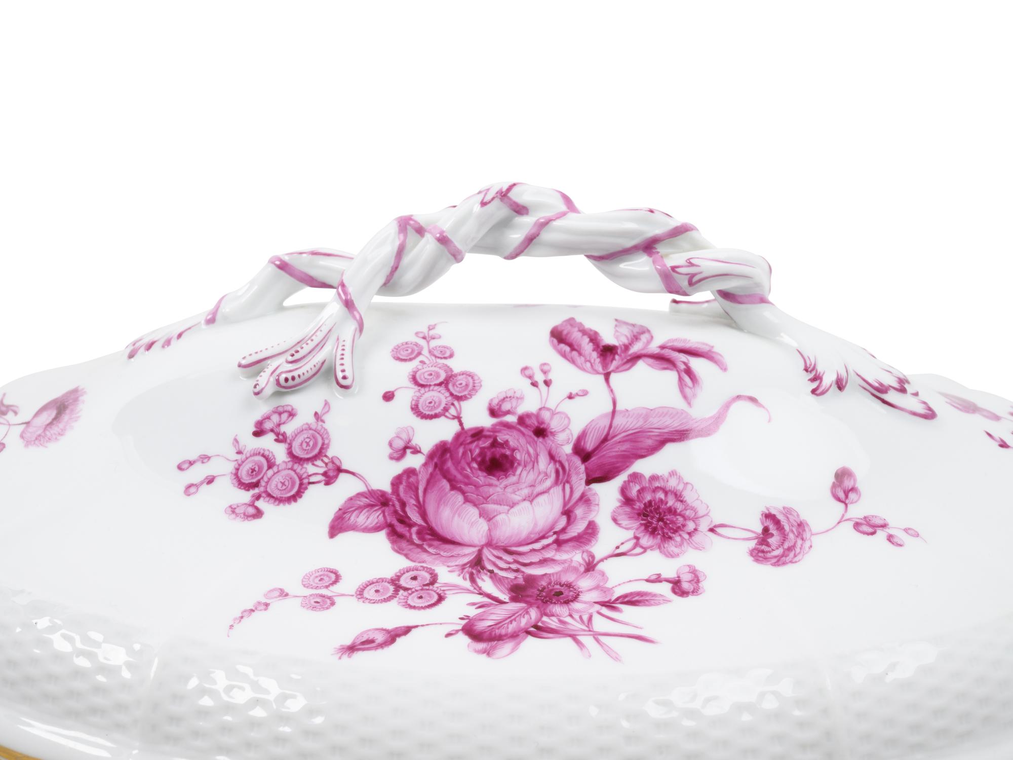 A Nymphenburg Porcelain Dinner Service