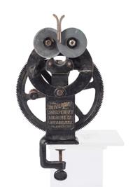 A Hand-Crank Sharpener by The Universal Sharpening Machine Company
