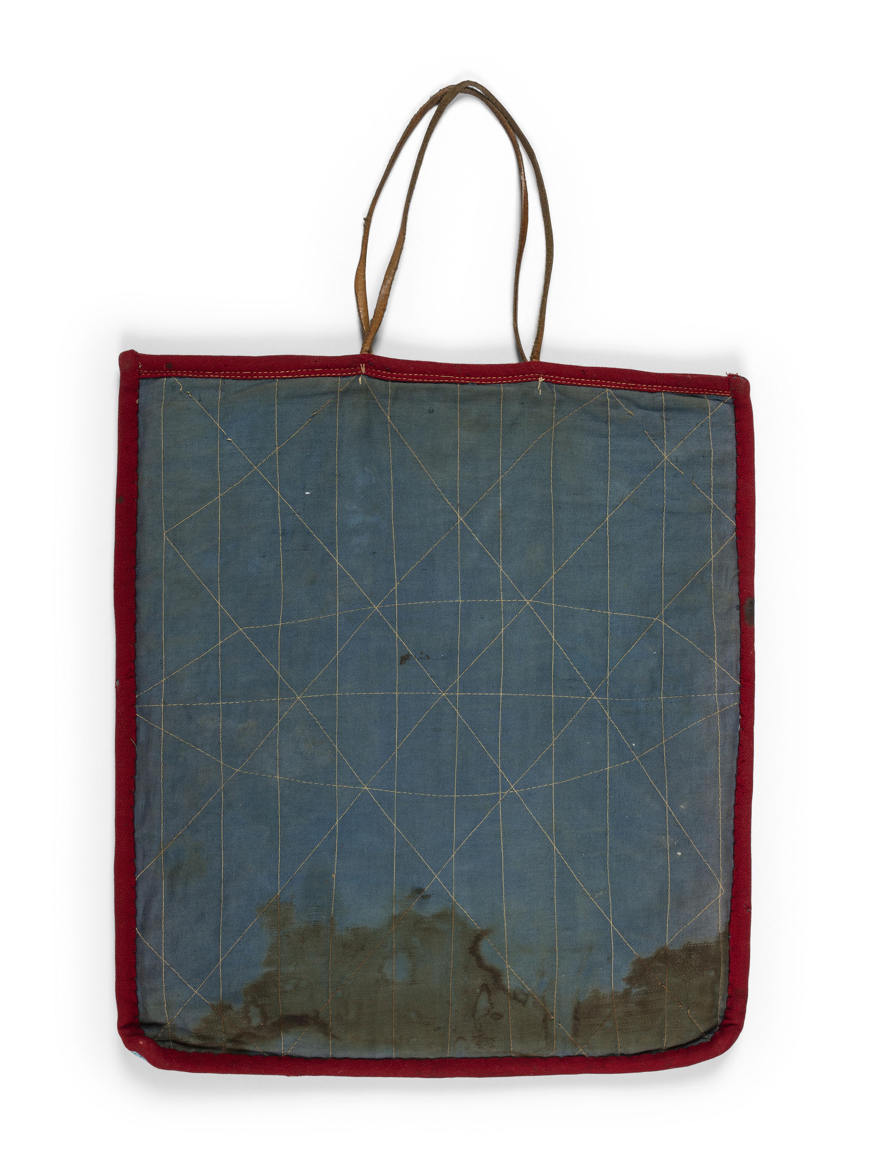 Plateau Beaded Flat Bag