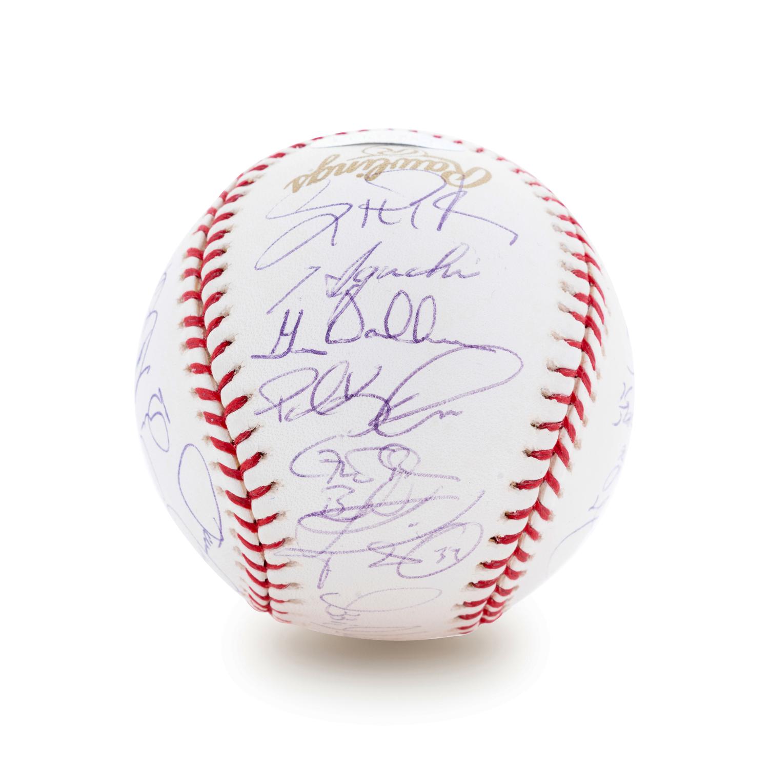 A 2005 Chicago White Sox World Series Champions Team Signed Baseball Numbered 3 of 350 (Steiner)