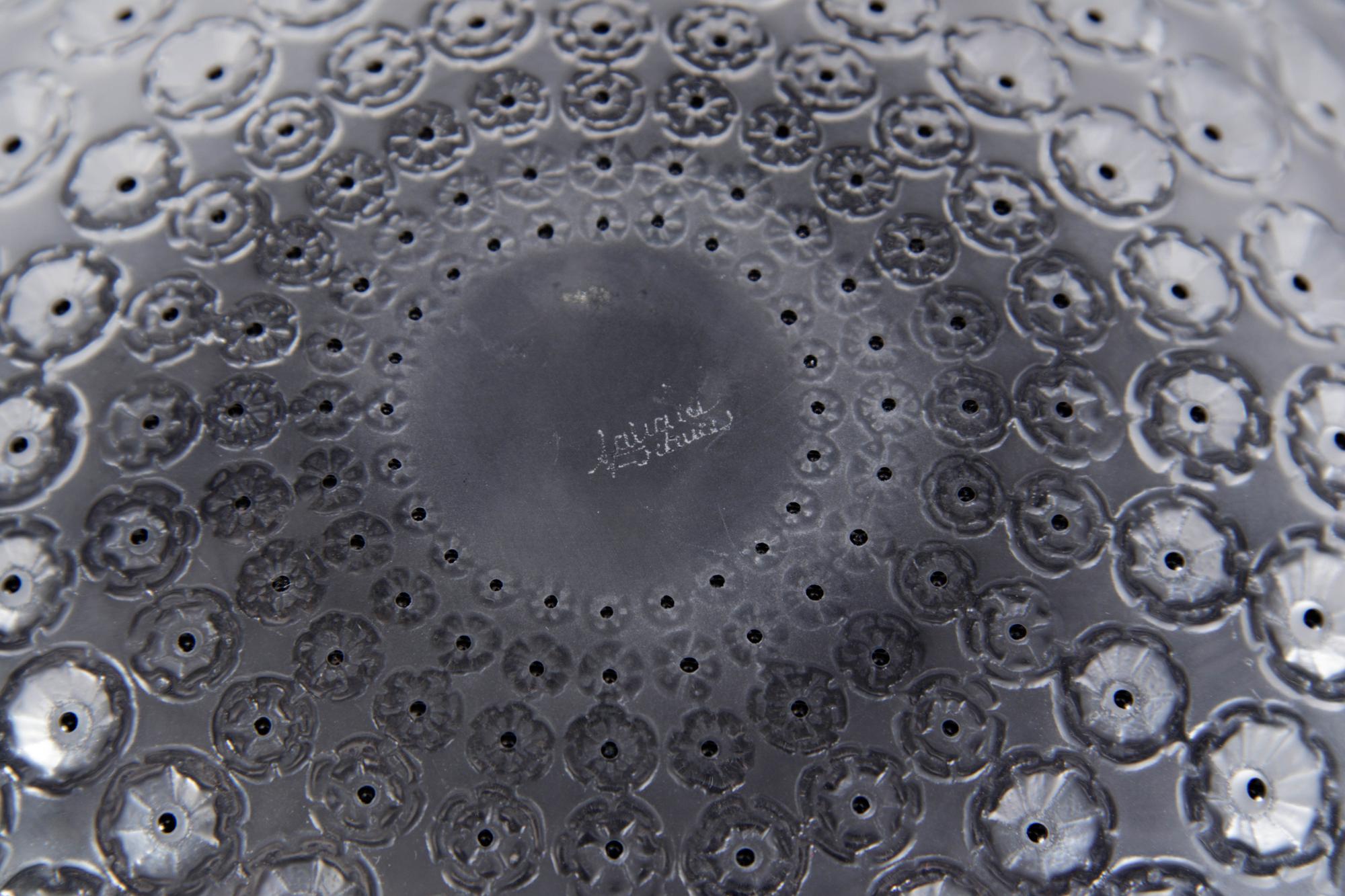 A Lalique Nemours Bowl