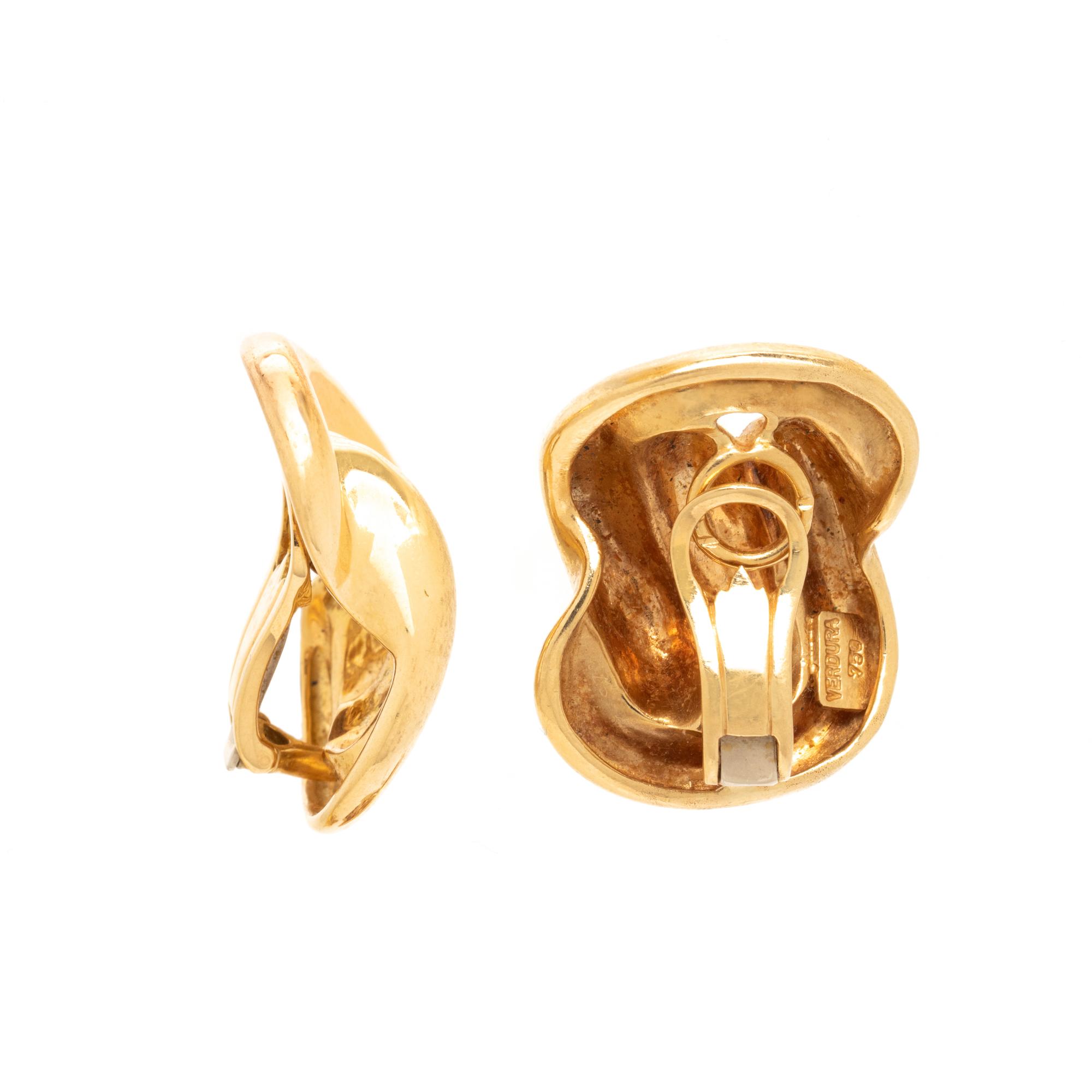 VERDURA, YELLOW GOLD EARRINGS