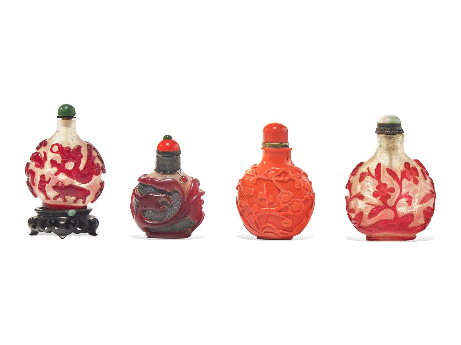 Four Chinese Glass Snuff Bottles 料器鼻煙壺四隻