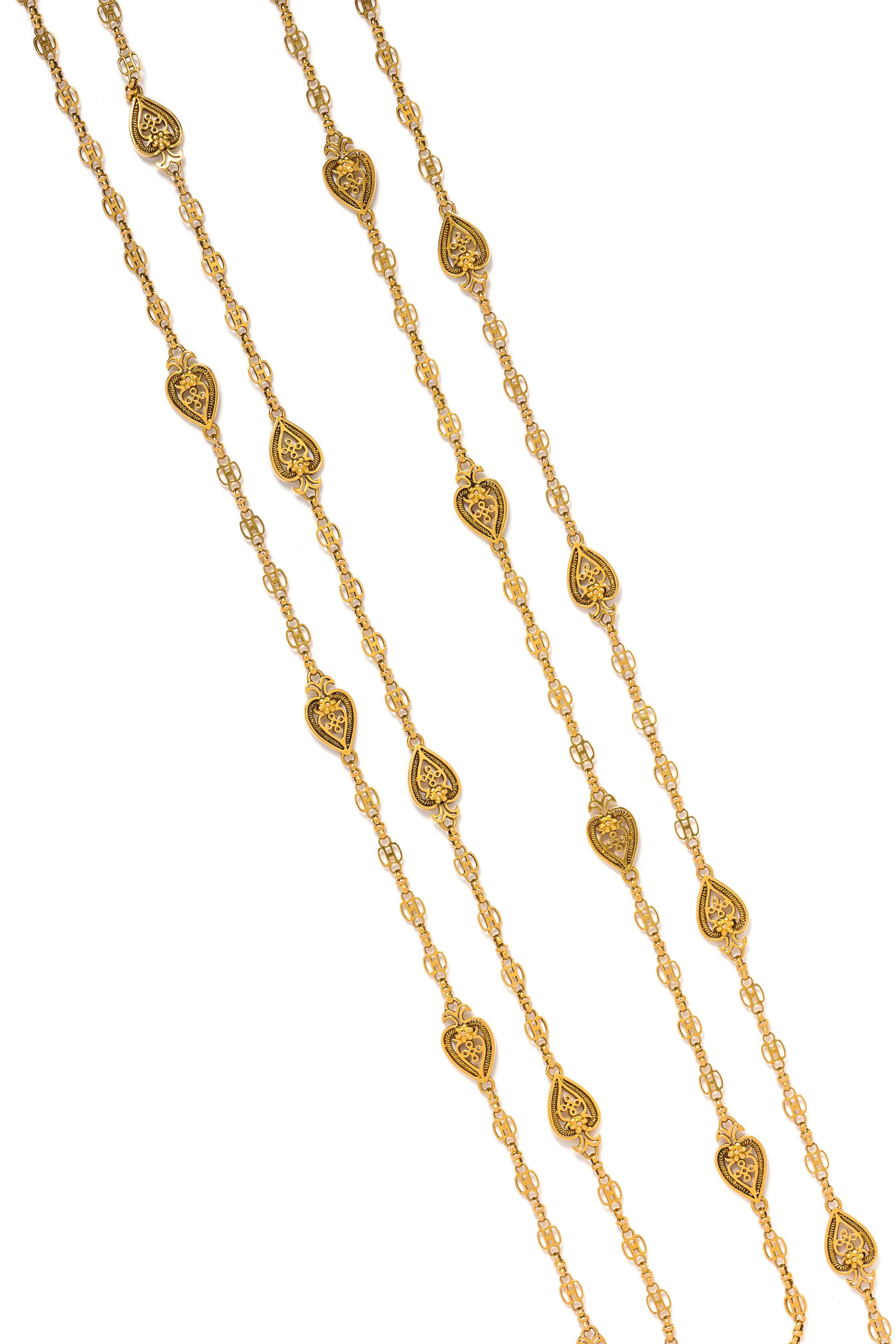 A Fine Belle Epoque 18 Karat Yellow Gold Longchain, French, 38.70 dwts.