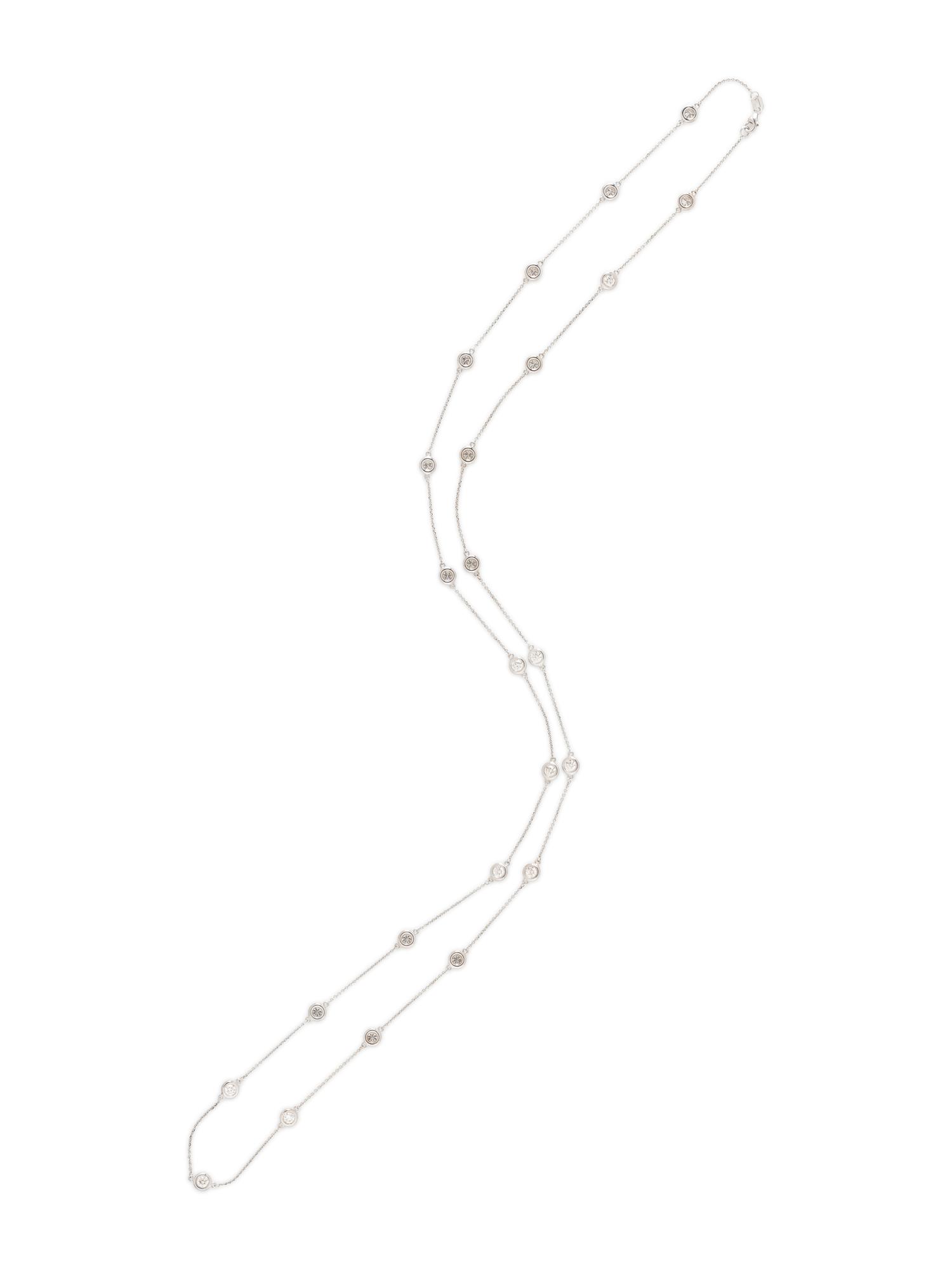 DIAMOND AND WHITE GOLD STATION NECKLACE