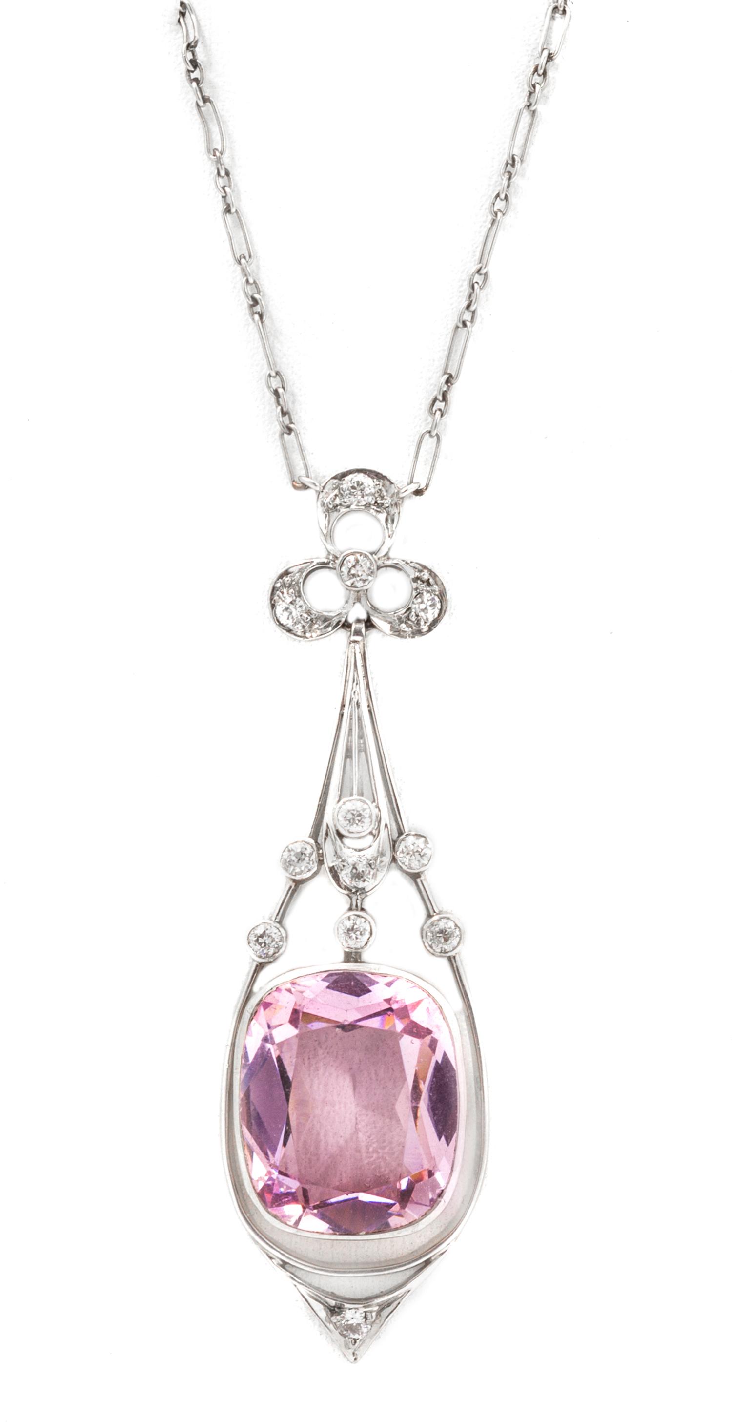 An Edwardian Platinum, Diamond and Paste Necklace, 6.50 dwts.