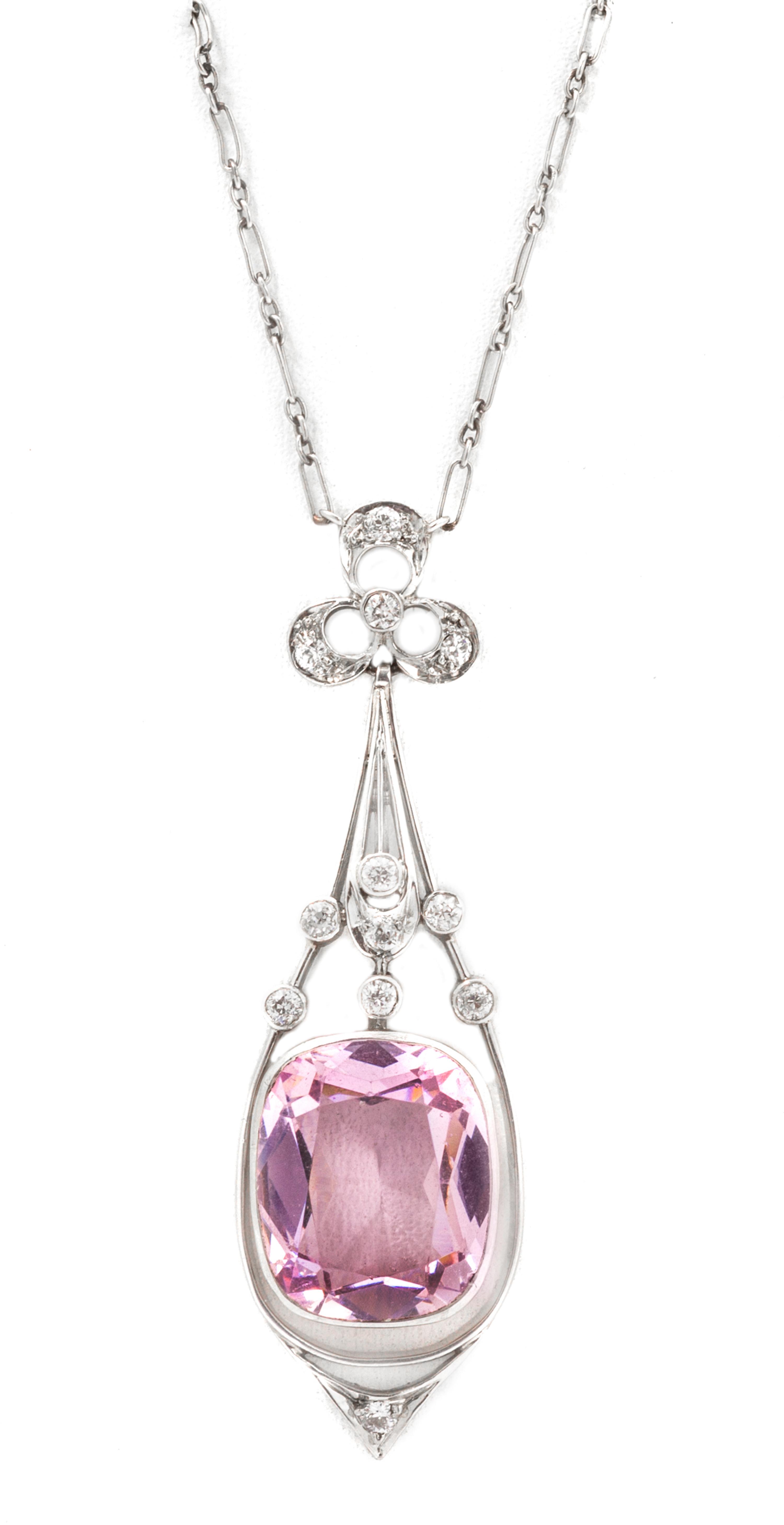An Edwardian Platinum, Diamond and Paste Necklace, 6.50 dwts.