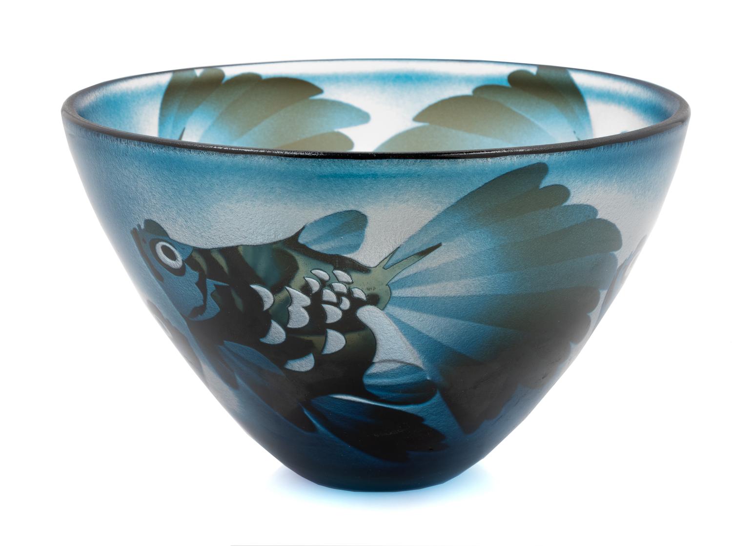 Paul Hoff, (Swedish, b. 1945), Bowl Kosta Boda, Sweden