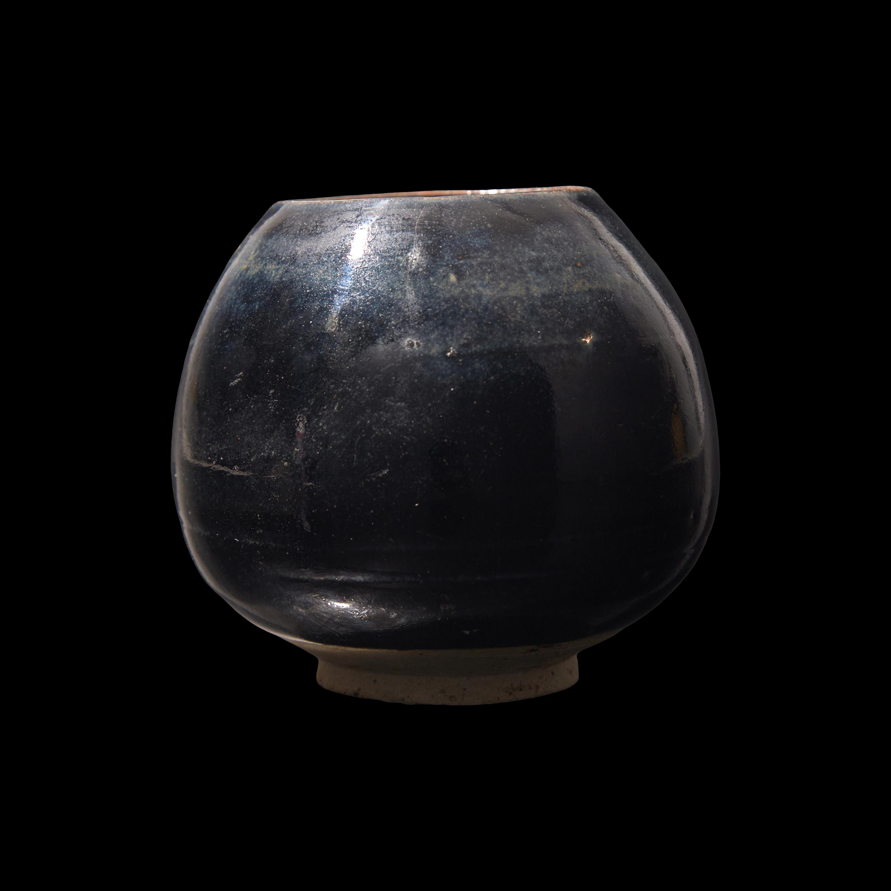 A Chinese Small 'Lotus Bud ' Jar, Jin or Yuan Dynasty 金或元 黑釉蓮子碗
